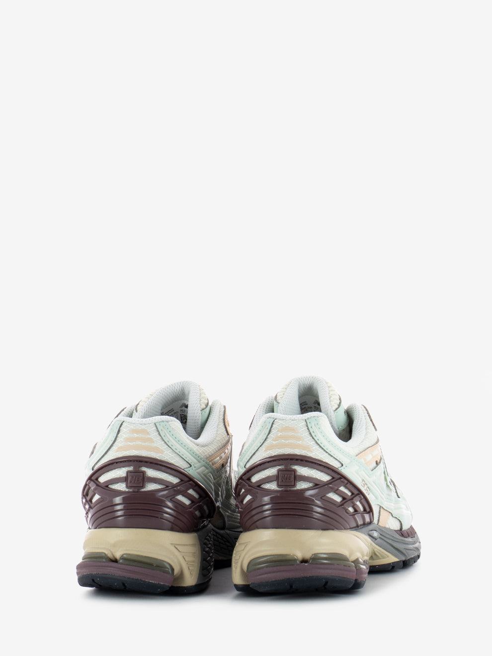 M1906ND lifestyle clay ash sneakers