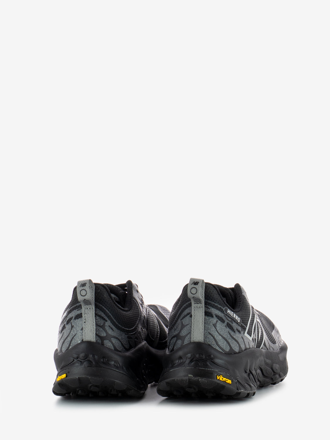 Mens Fresh Foam X Hierro V8 black sneakers
