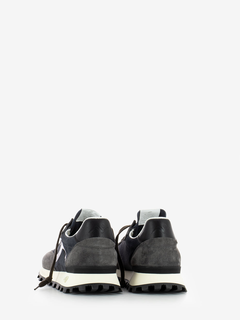 Veloce Deluxe Suede Sneakers in Grey