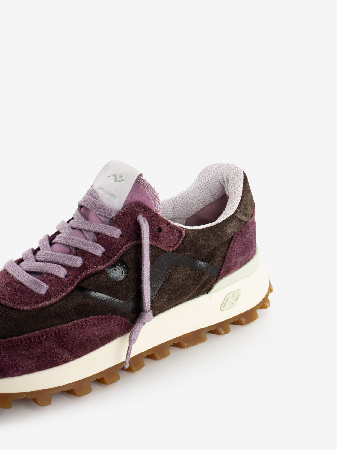Veloce Sneakers in purple suede