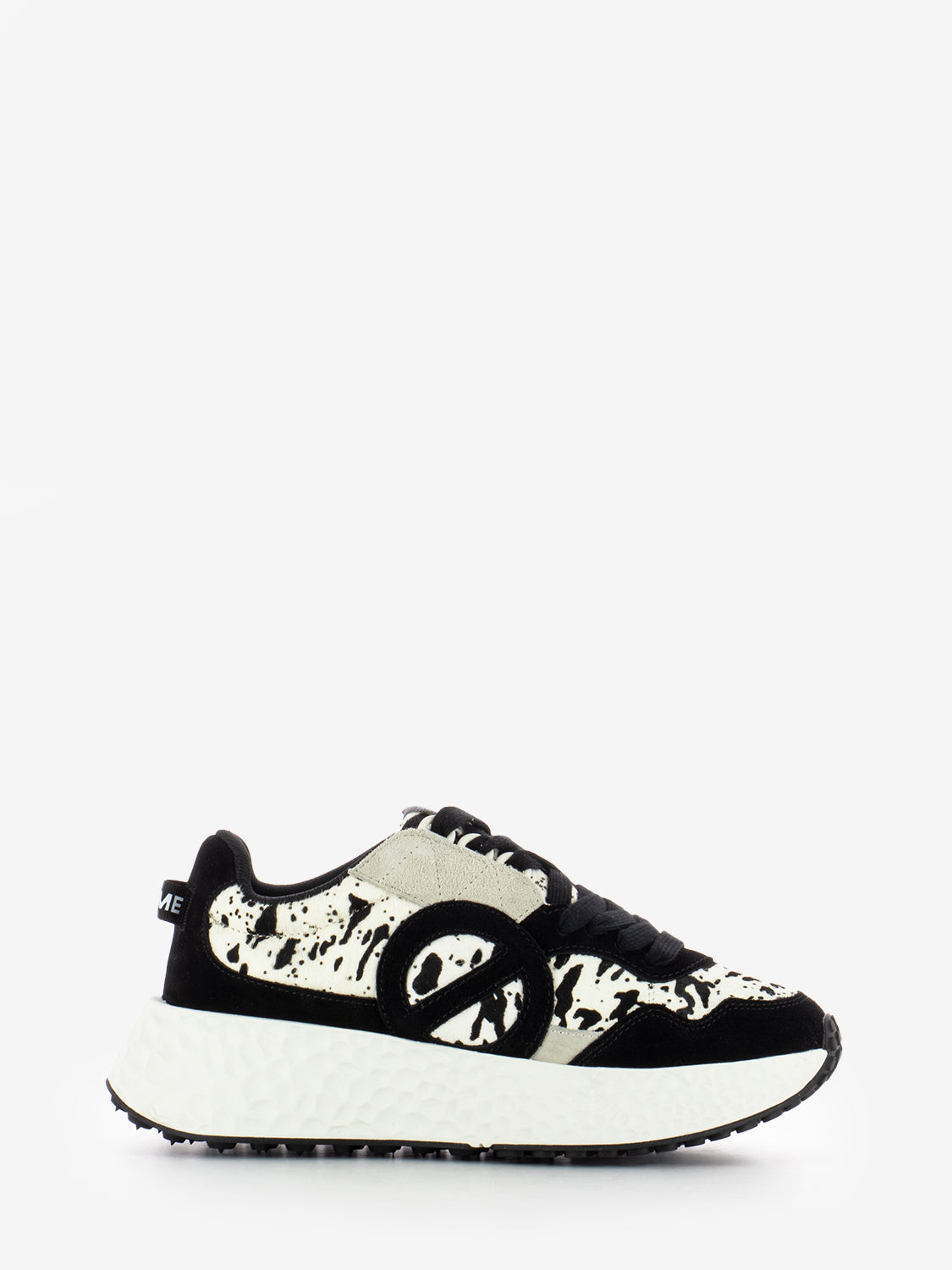 W Carter Jogger suede cow black / milk