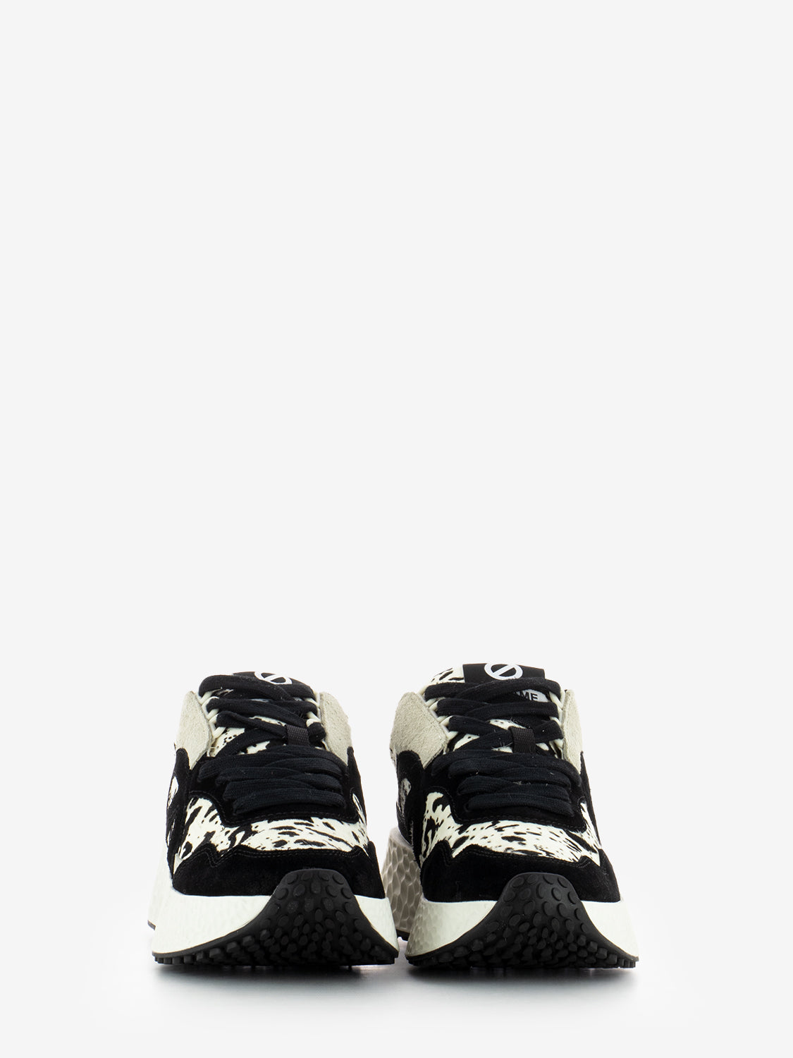 W Carter Jogger suede cow black / milk