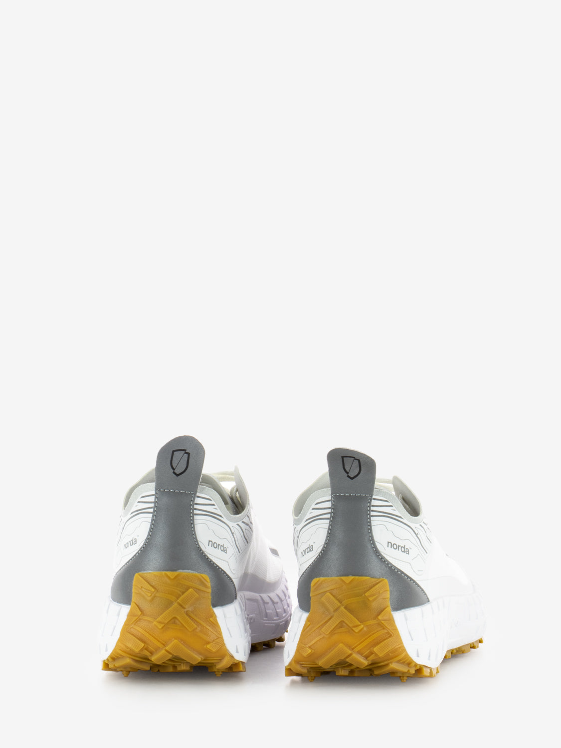 Trail running shoe 001 white / gum