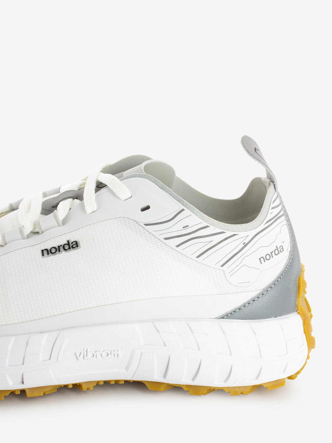 Scarpa trail running 001 white / gum