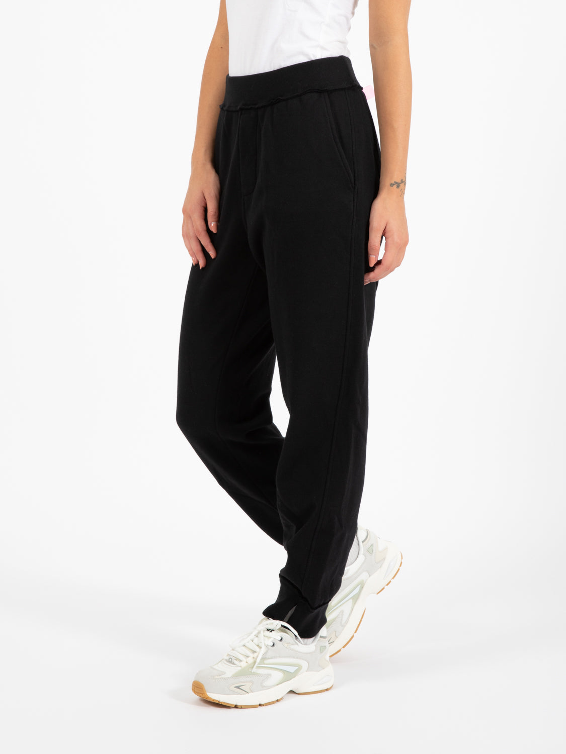 Pantalone con polsino e spacco nero