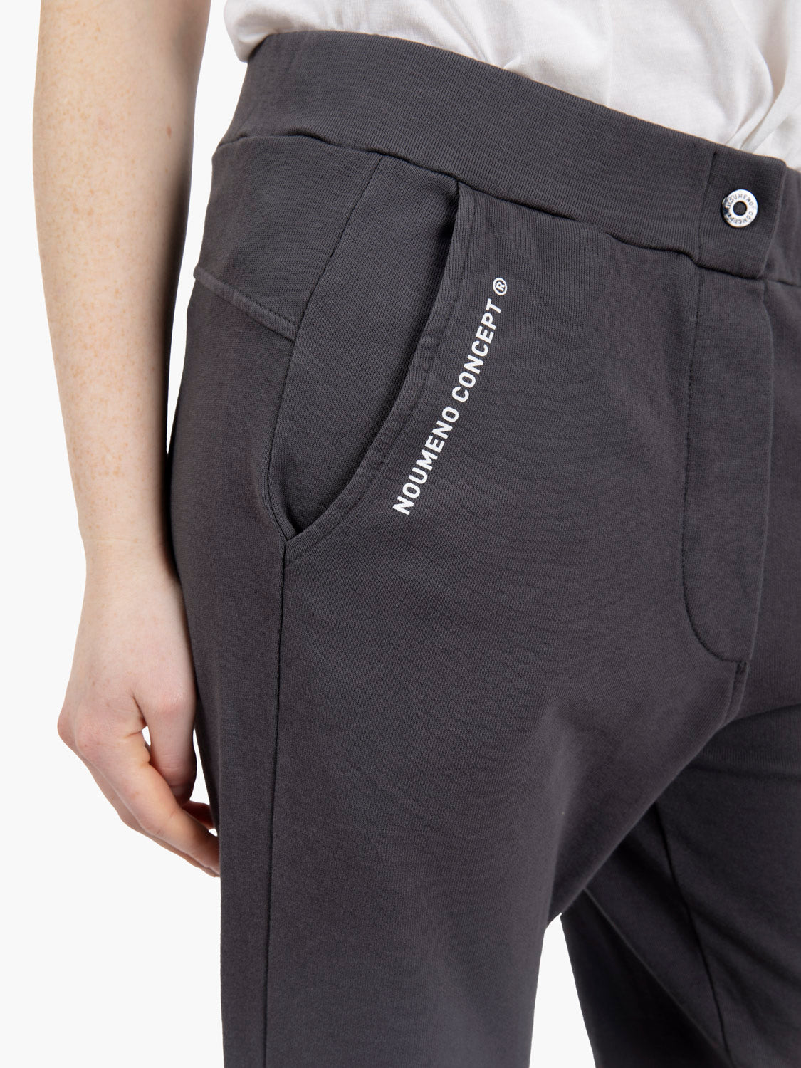 Pants with slit on the grey bottom