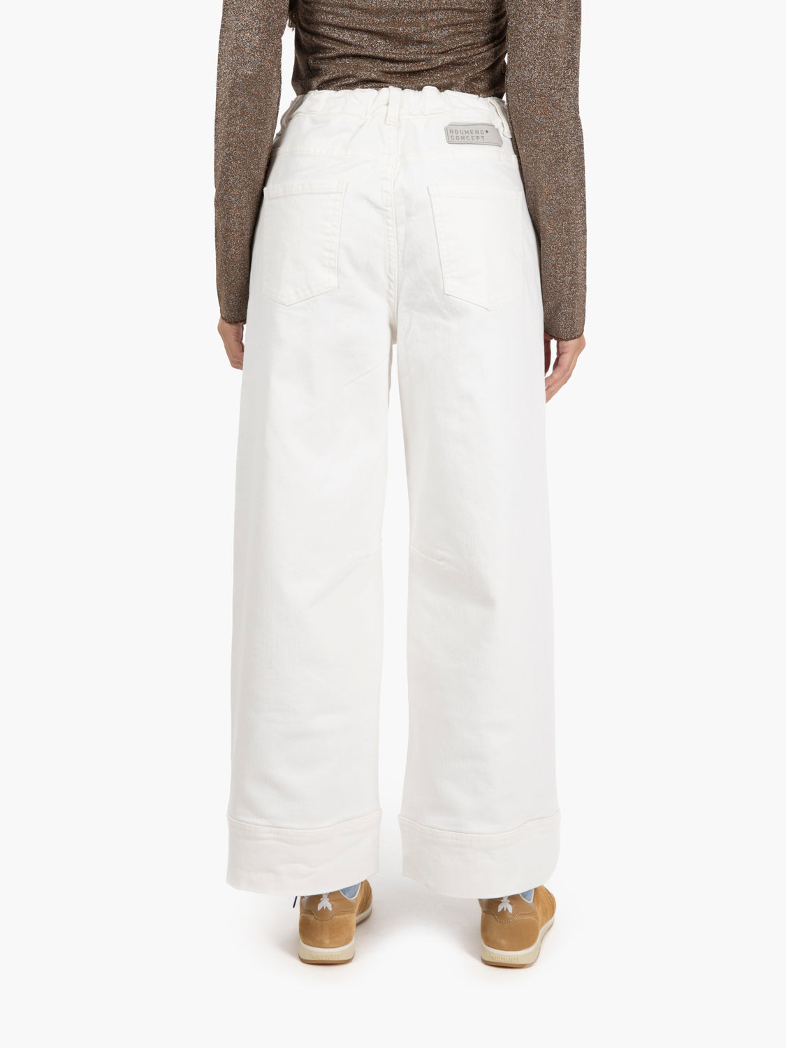 White stretch trousers