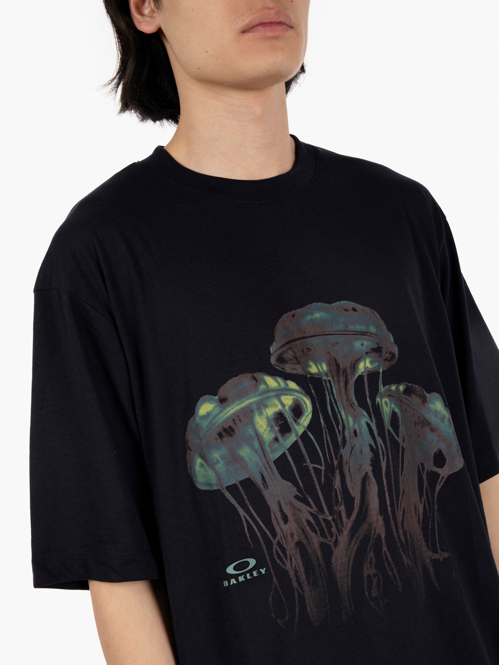 Jellyfish tee black
