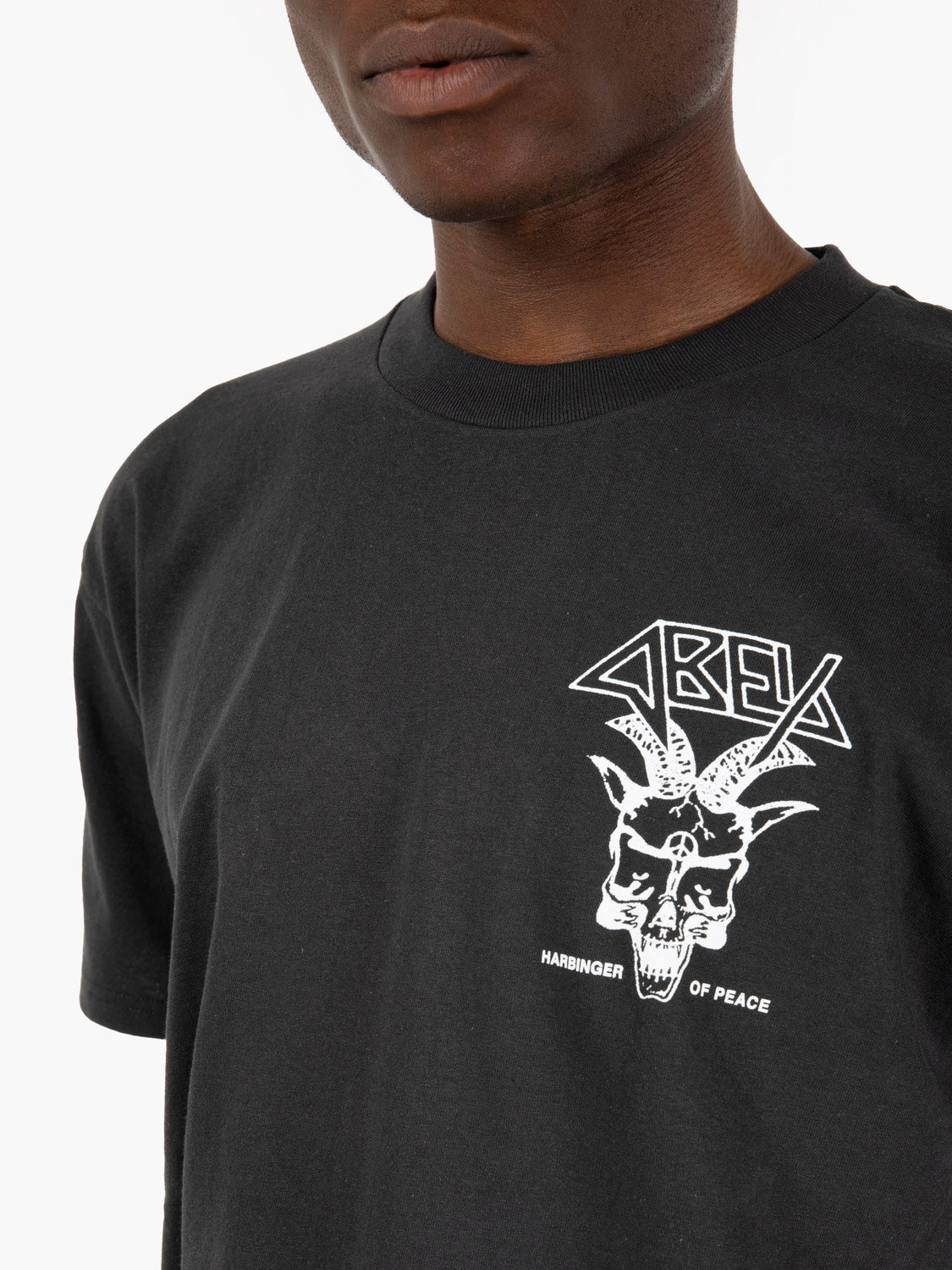 "Harbinger of peace" tee vintage black
