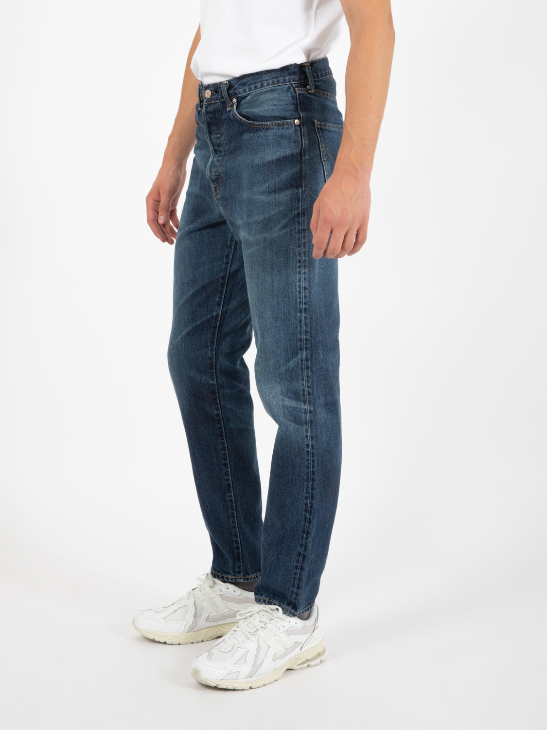 Loose tapered blue jeans - dark used