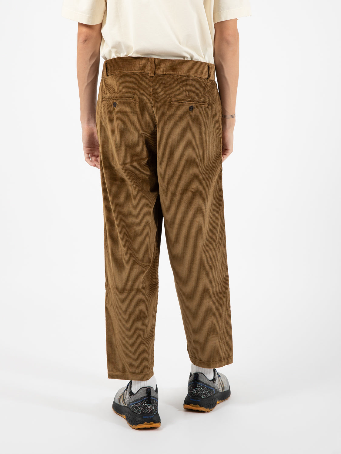 Swing trousers in brown velvet