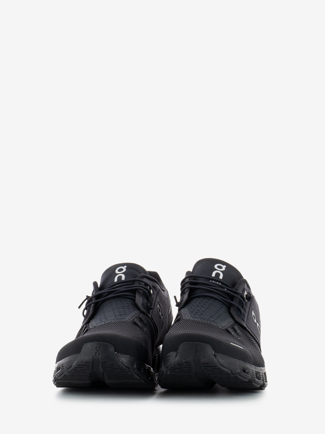 Cloud 5 M all black