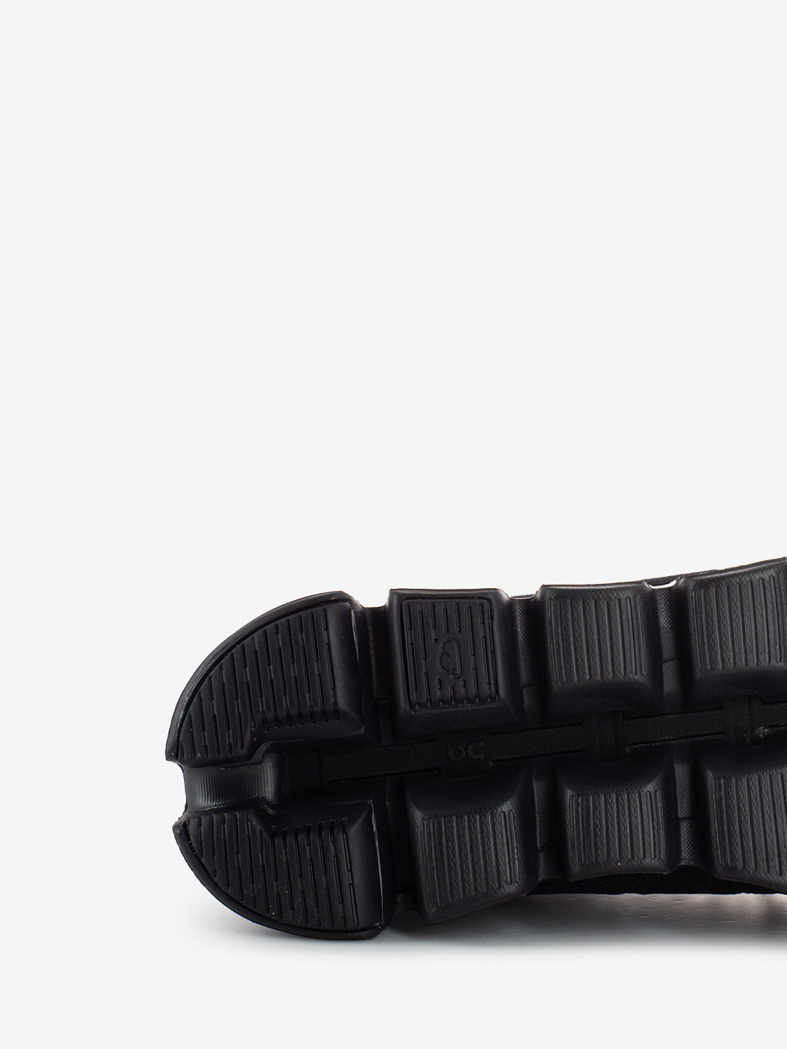 Cloud 5 M all black