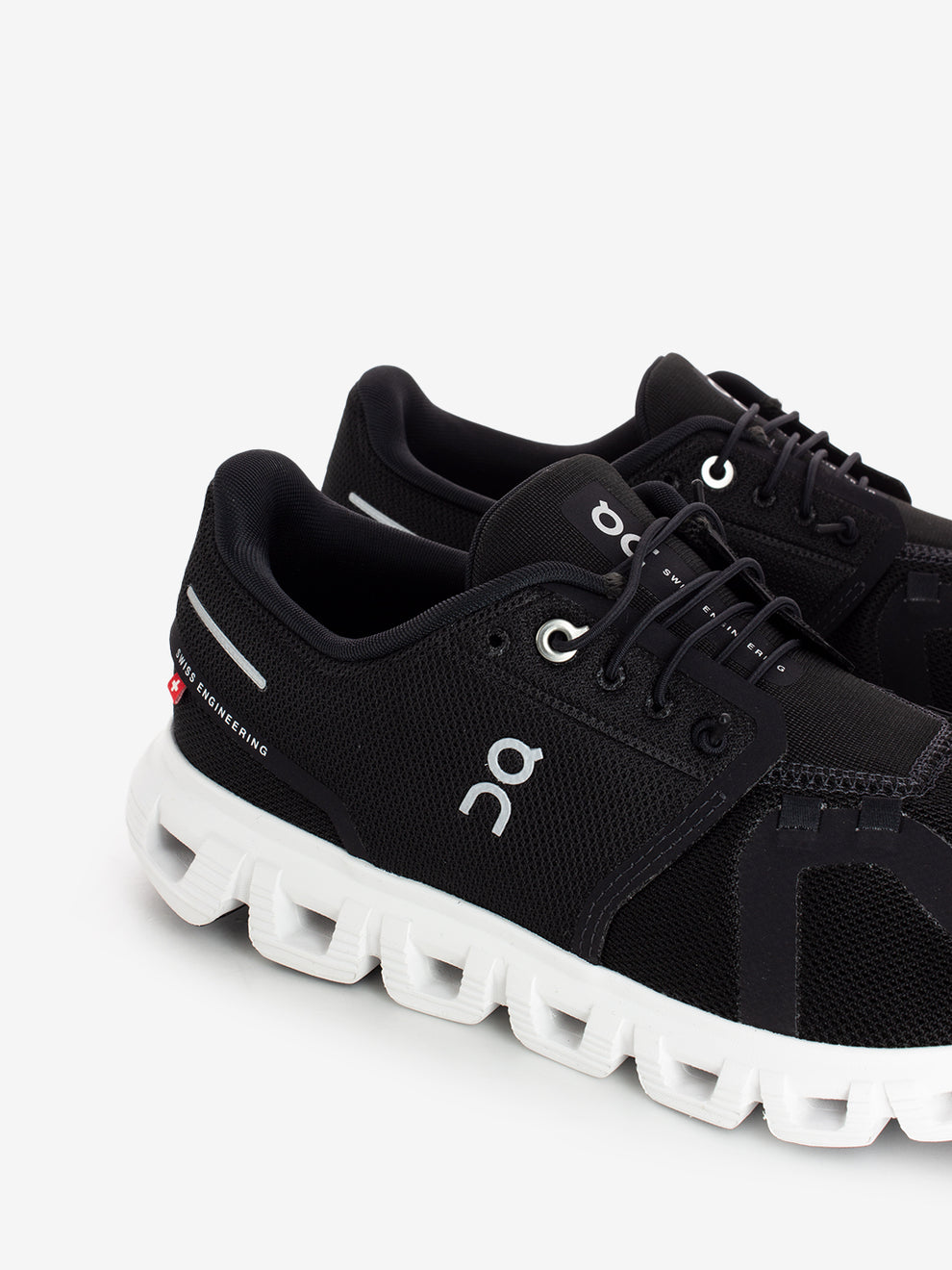 Cloud 6 M midnight / white