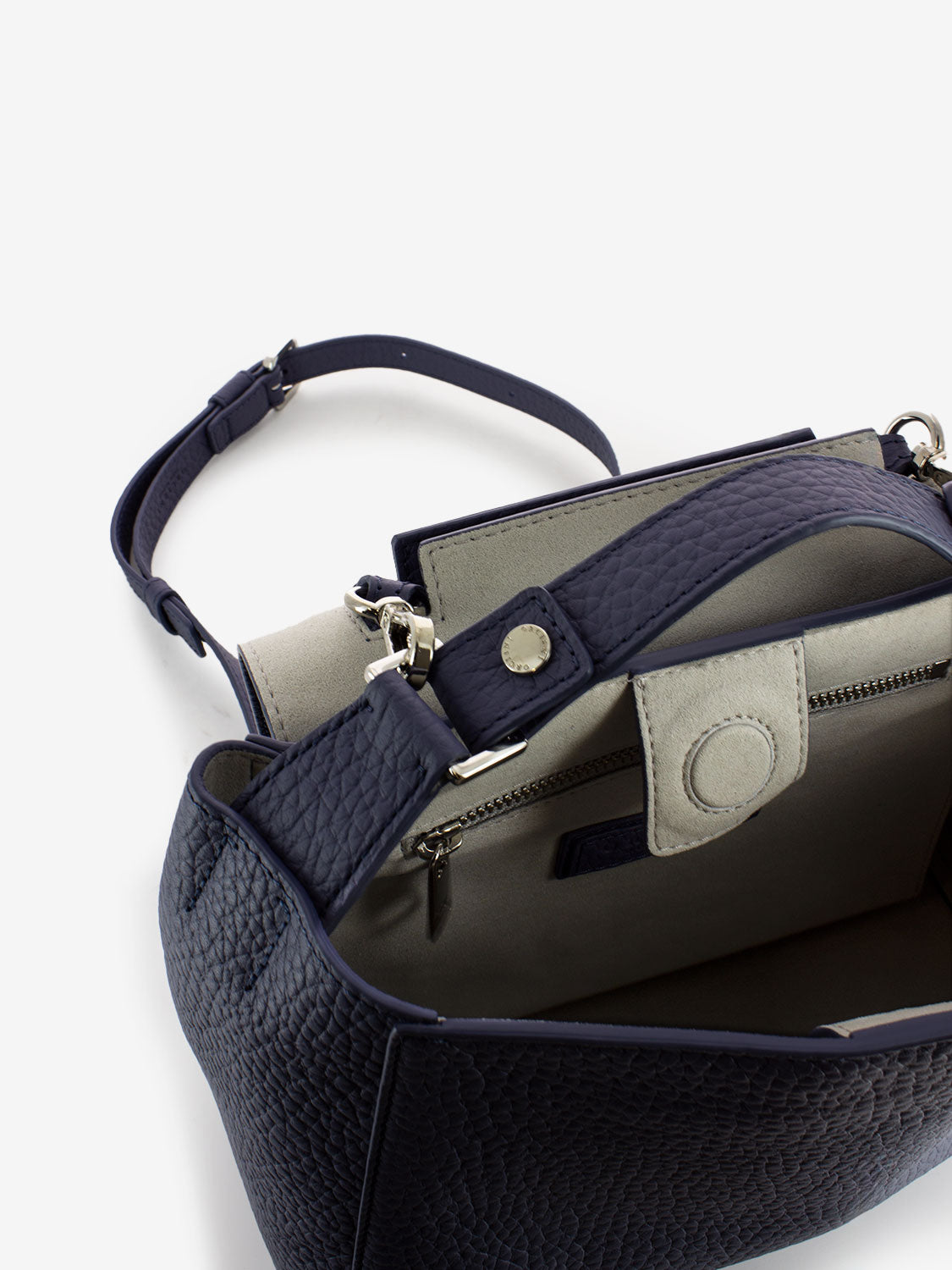 Borsa piccola in pelle martellata mirtillo