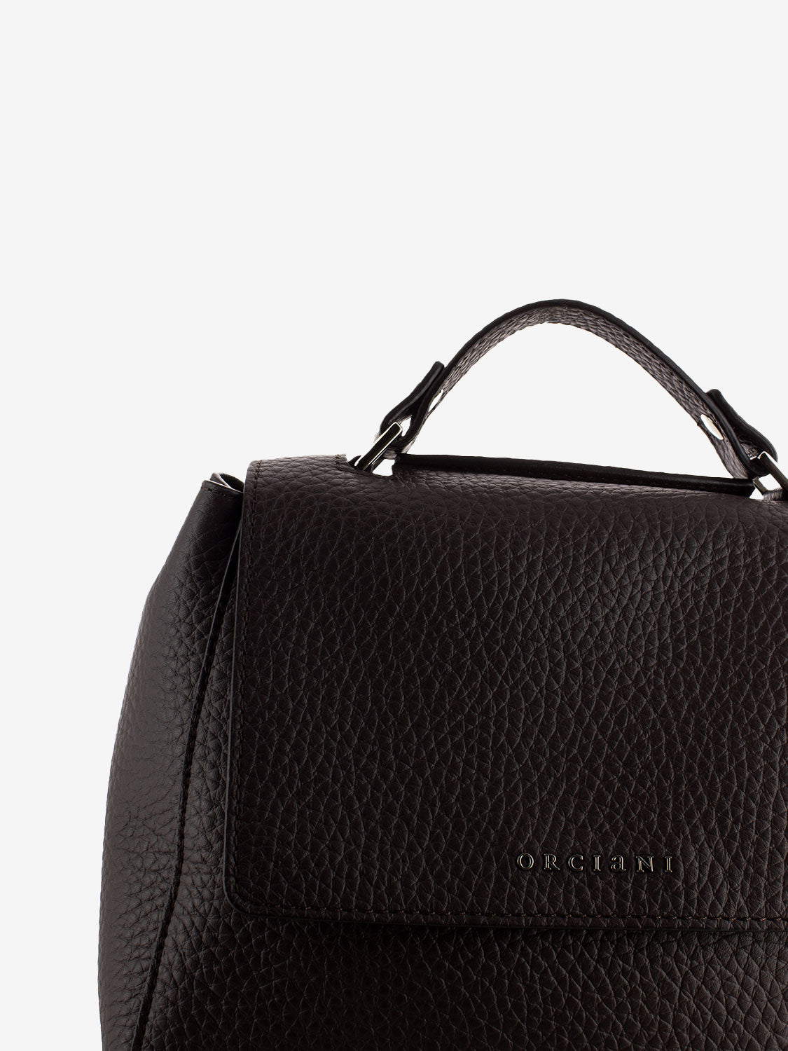 Small bag in hammered leather dark brown