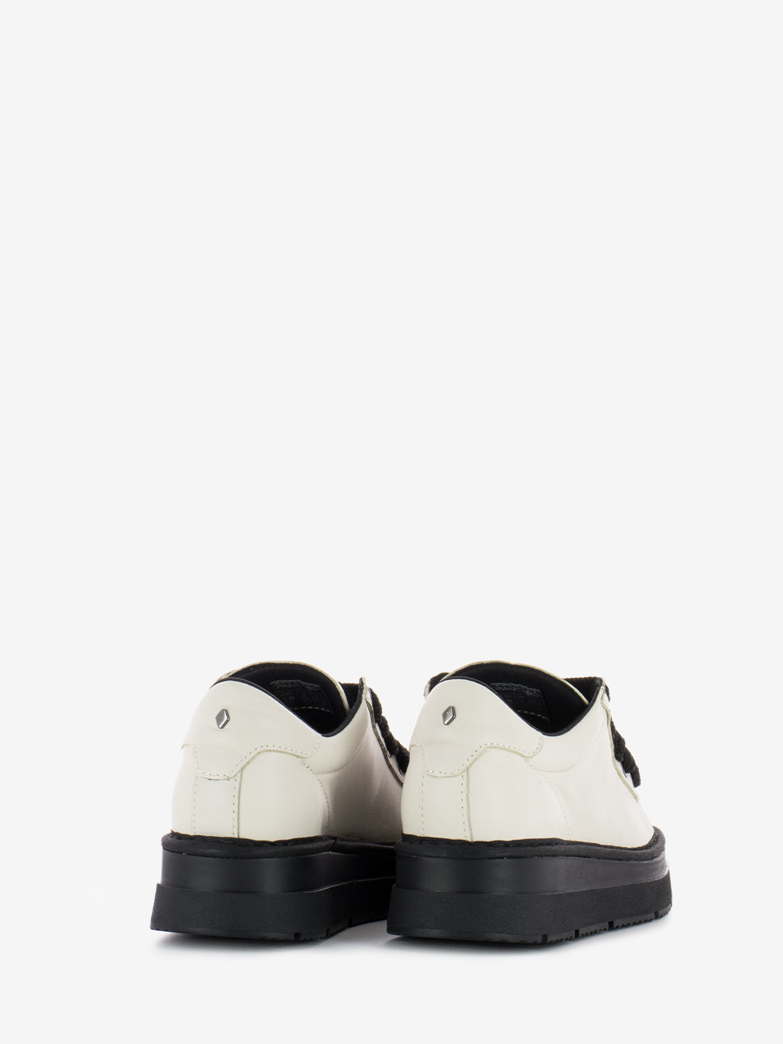 P89 Lace-up Shoe leather rubberized ivory