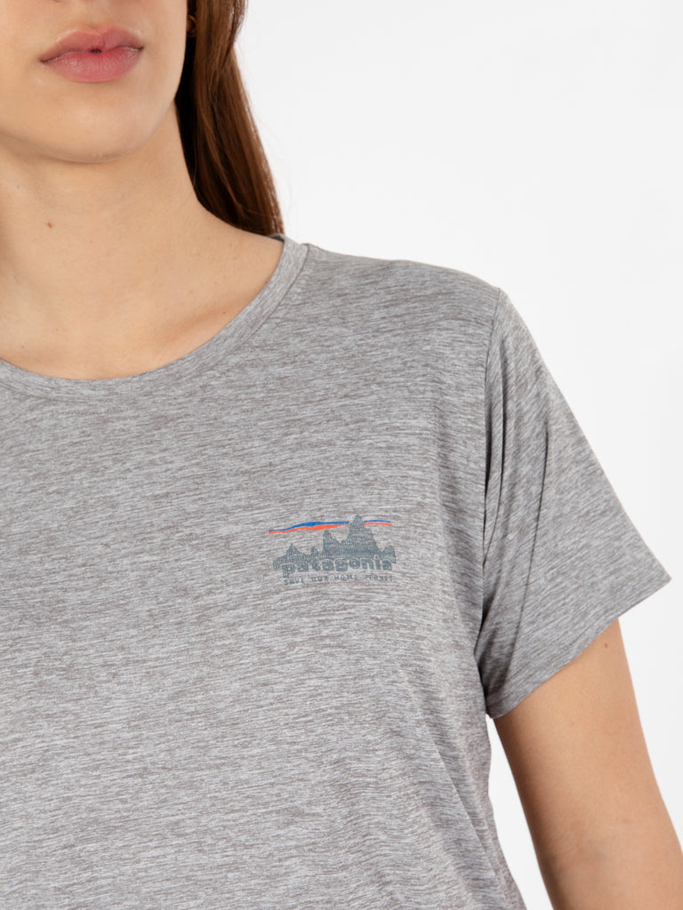 PATAGONIA - T-shirt Capilene Cool Daily logo stampato grigio