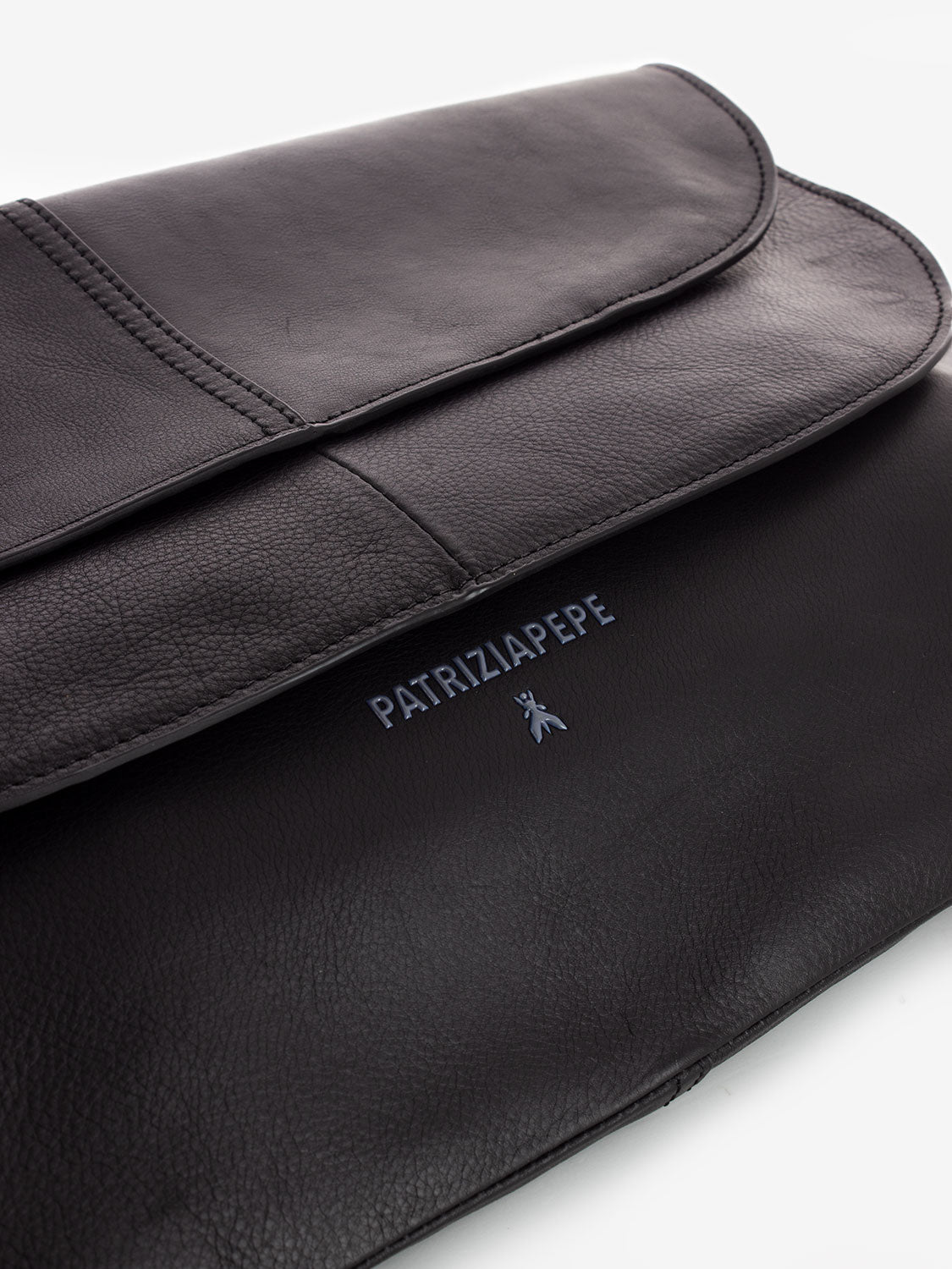 Borsa in pelle con doppia patta e catena black