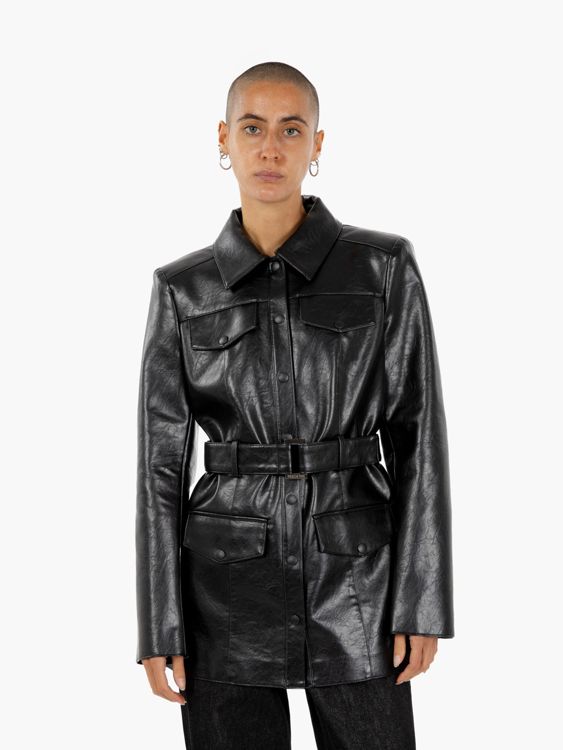 Solada Giacca corta in ecopelle con cintura: in offerta a 39.99€ su Solada Giacca corta in ecopelle con cintura: in offerta a 39.99€ su
