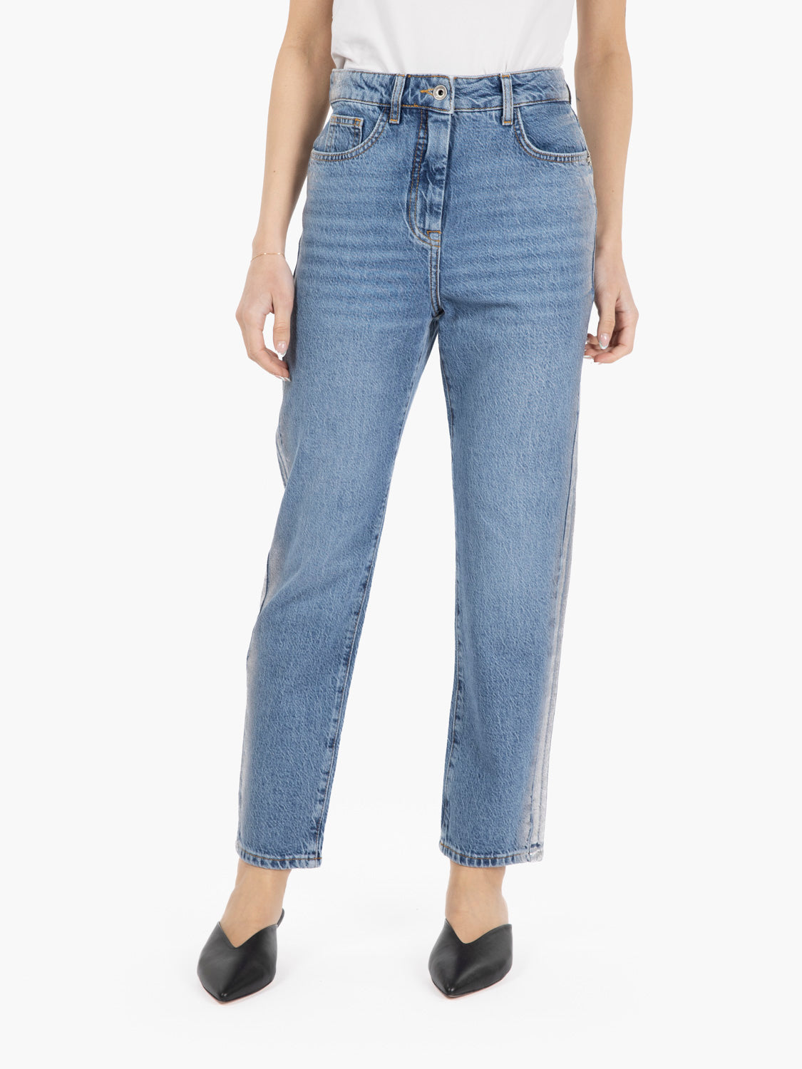 Carrot fit denim jeans in silver