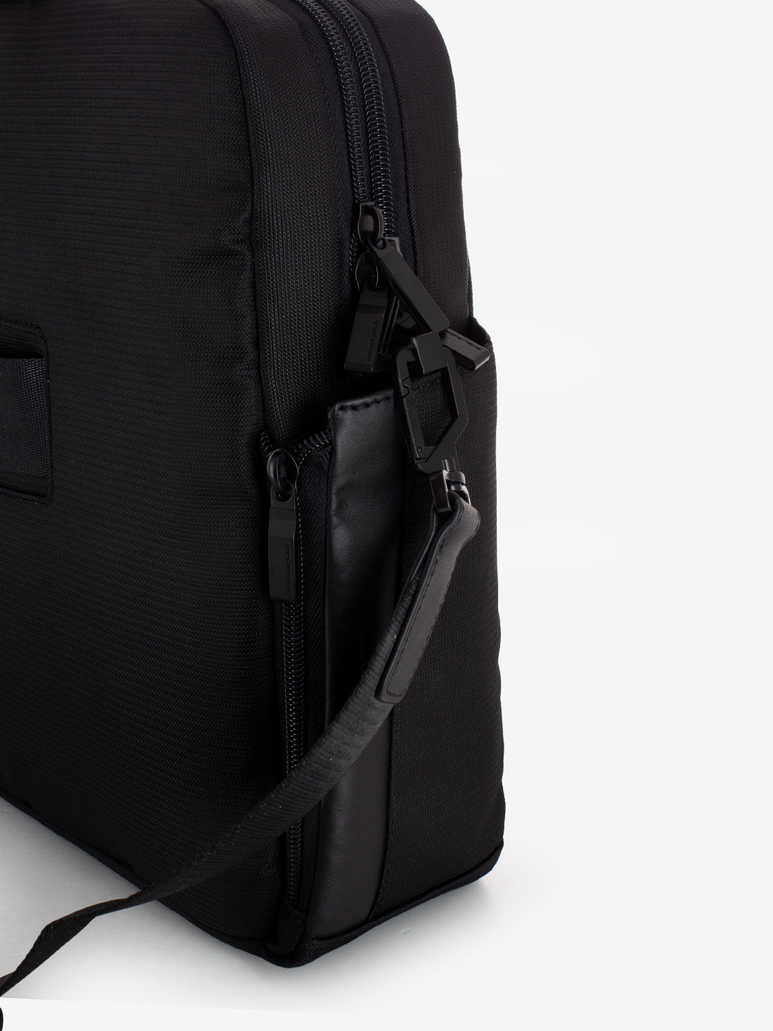Cartella porta pc 15,6" in tessuto riciclato nero