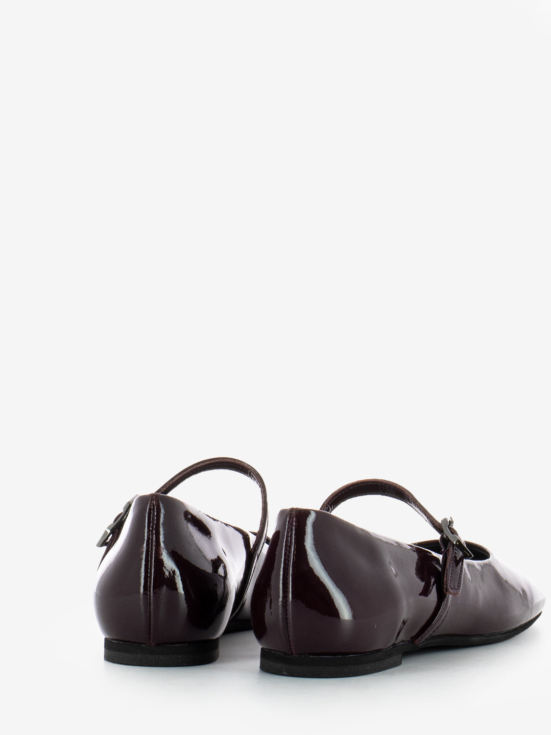 Baby ballerina with burgundy patent strap