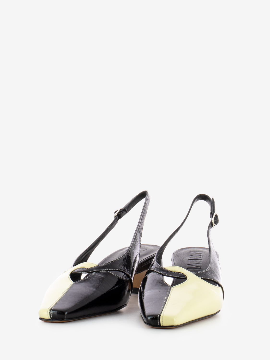 Slingback in vernice bicolore talco / nero