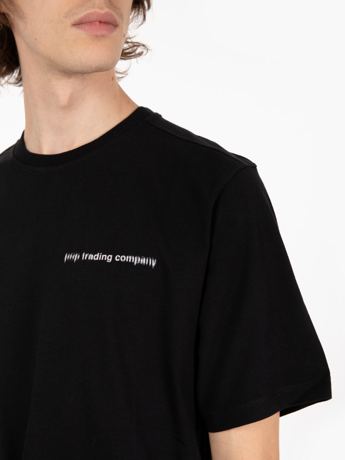 Blurred t-shirt black pop