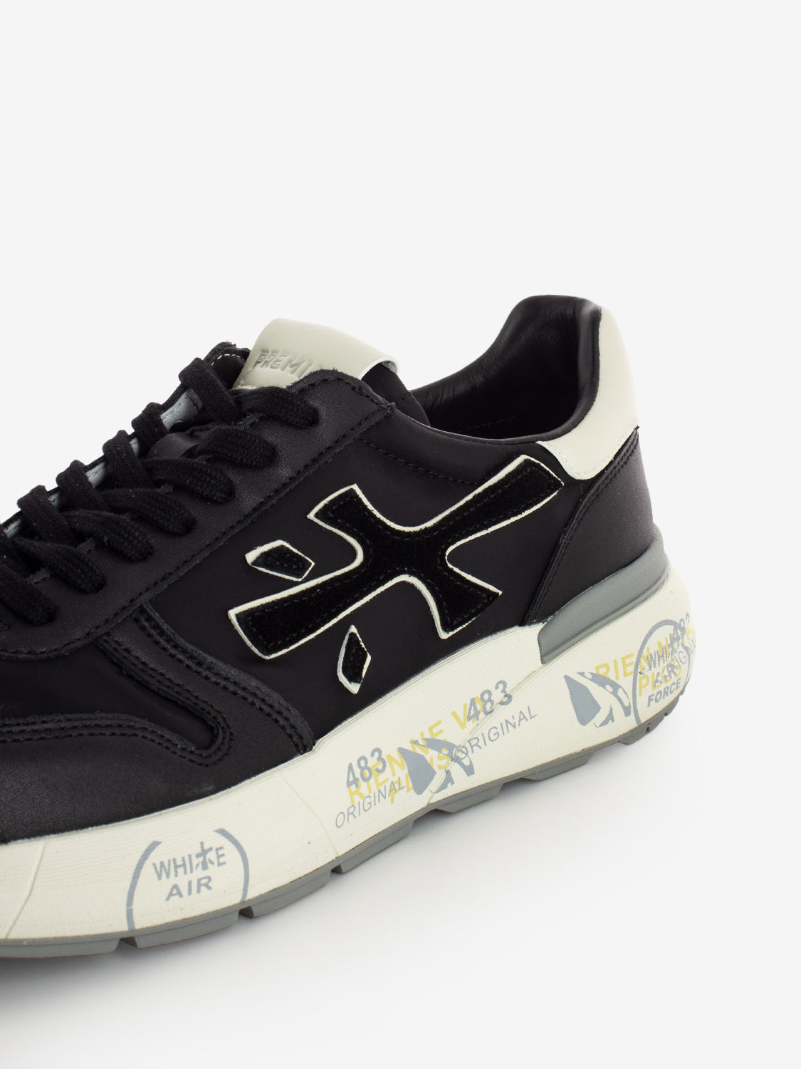 Mick black sneakers
