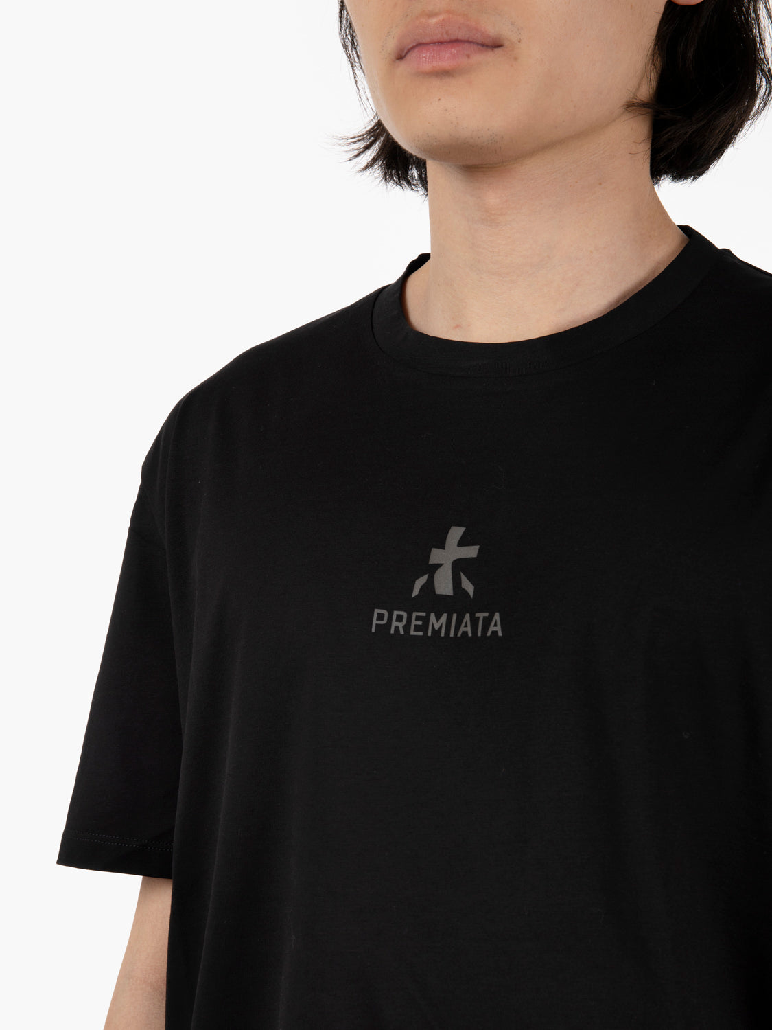 T-shirt stampa logo e fori posteriori black