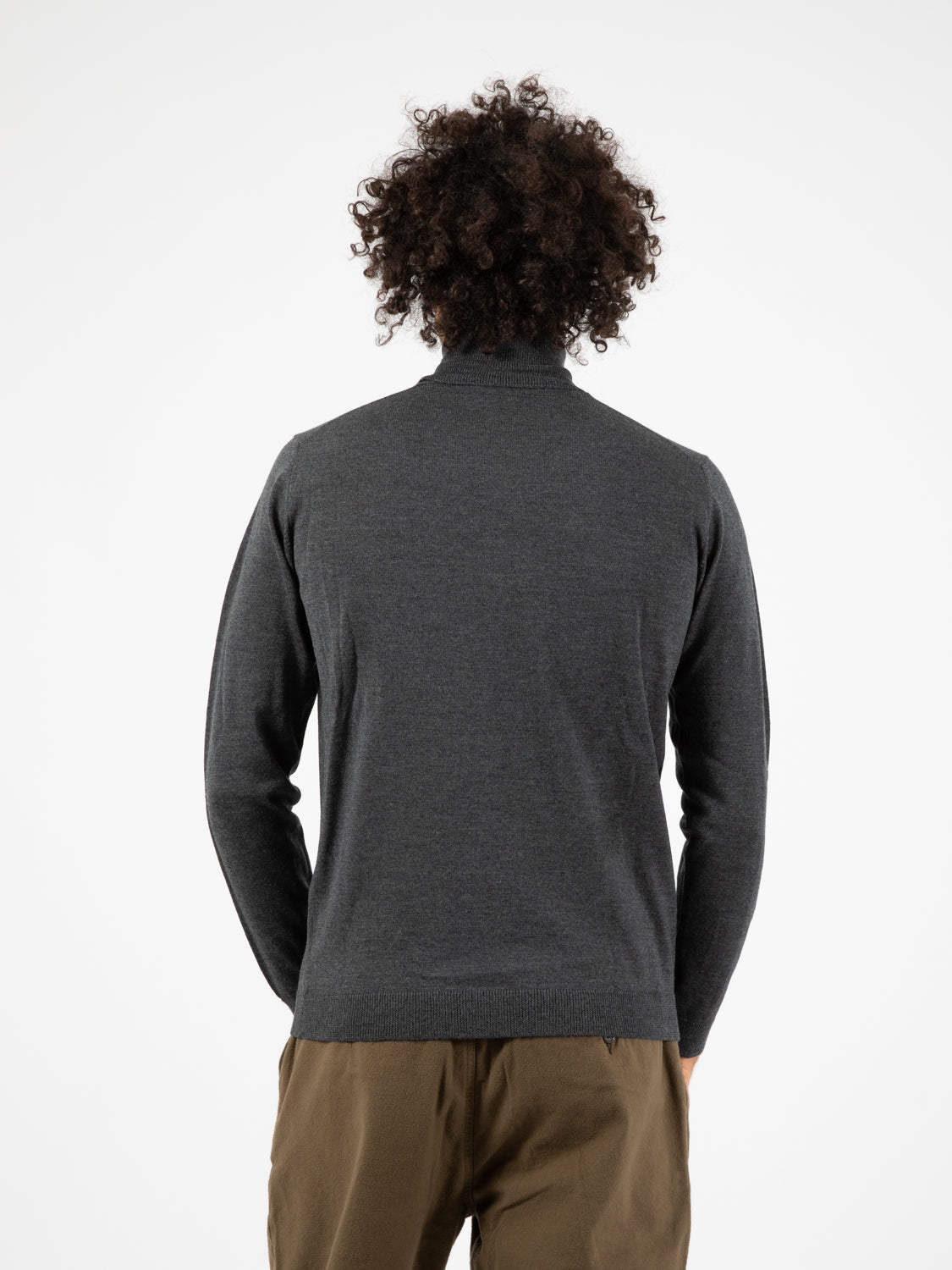 Extrafine merino wool turtleneck slate