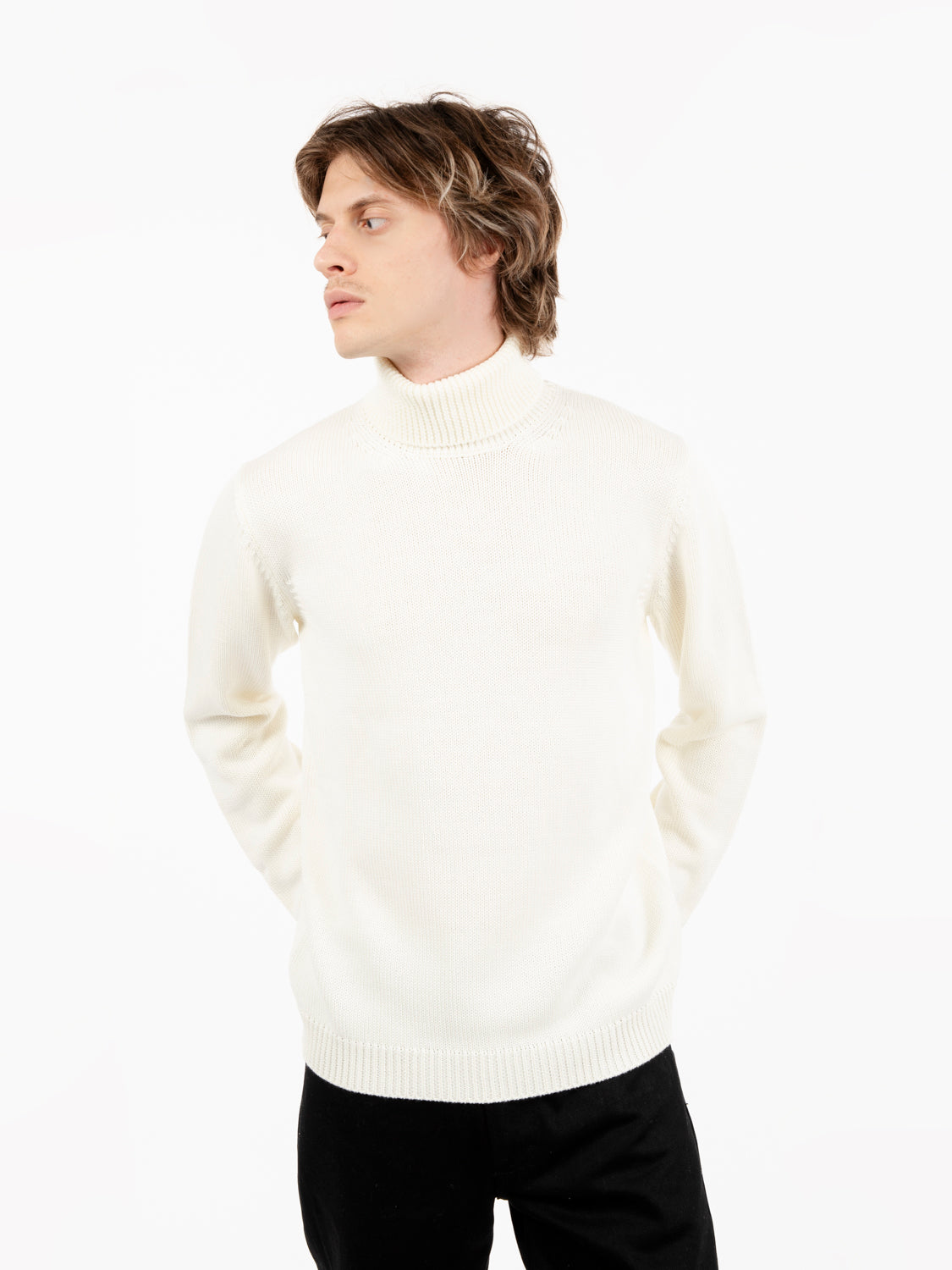 Ecru wool turtleneck