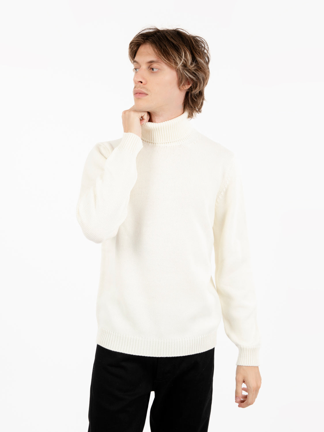 Ecru wool turtleneck