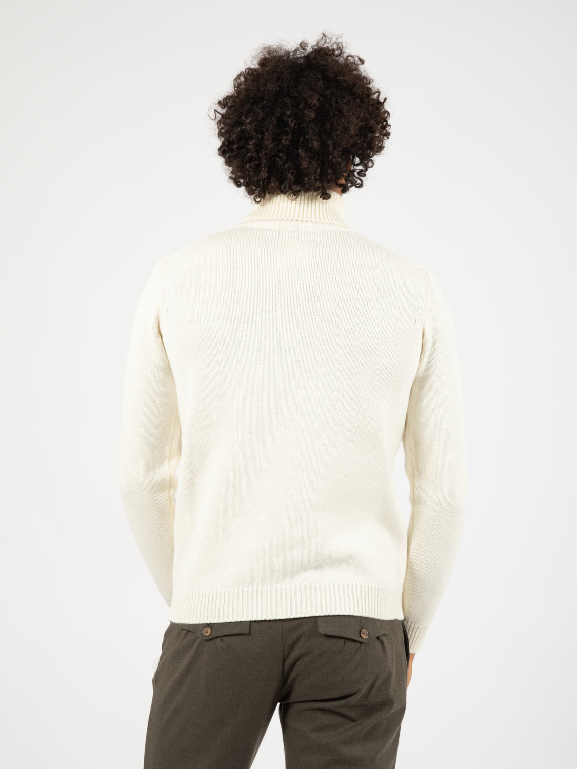 Ecru wool turtleneck sweater