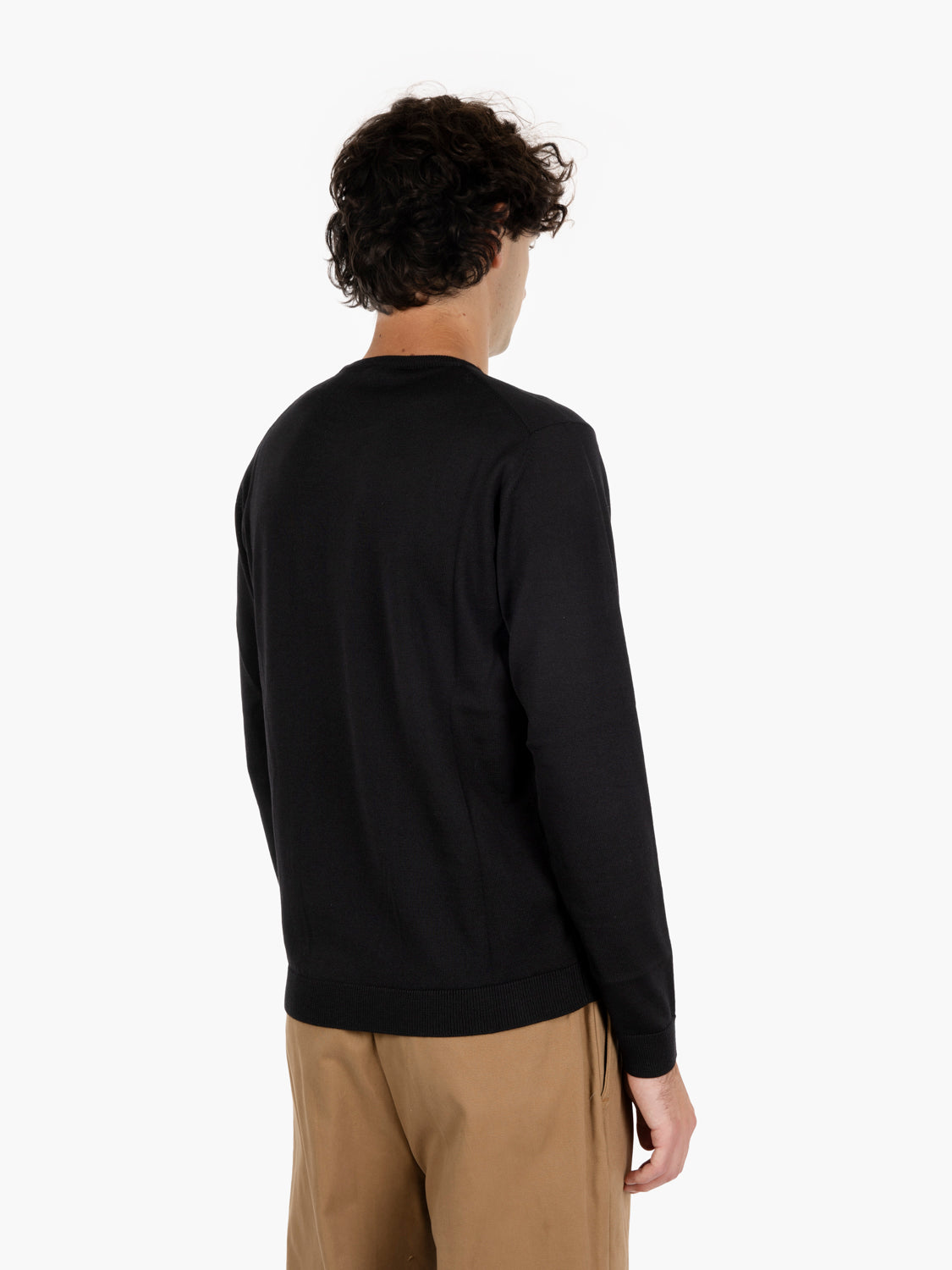 Maglione girocollo in lana merino nero