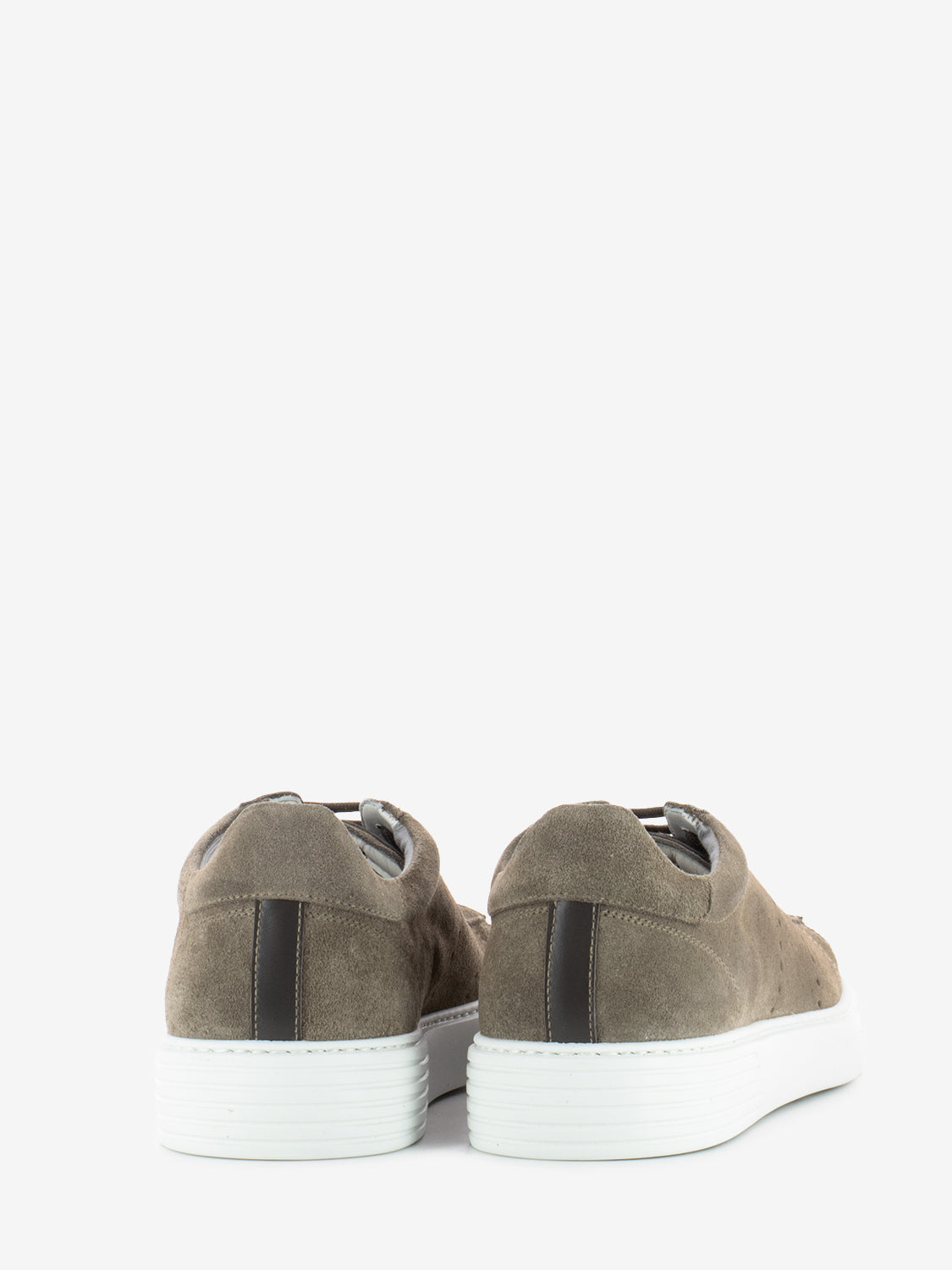 Sneakers scamosciate ossido