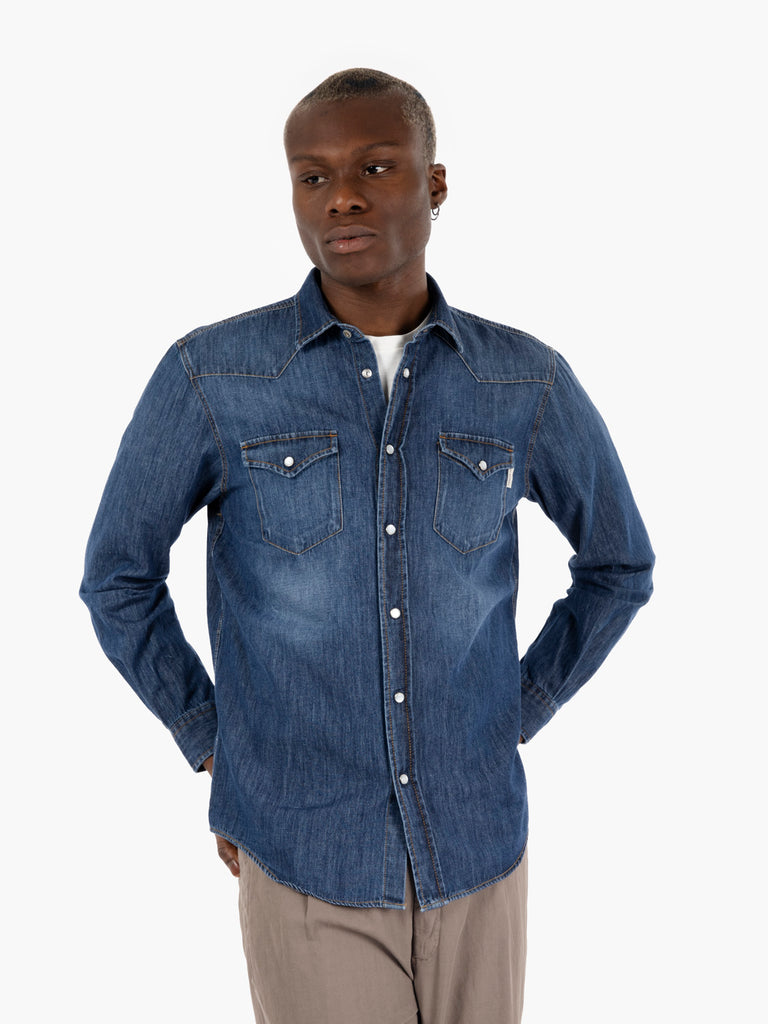 ROY ROGER'S - Camicia texana Bruce in denim medio
