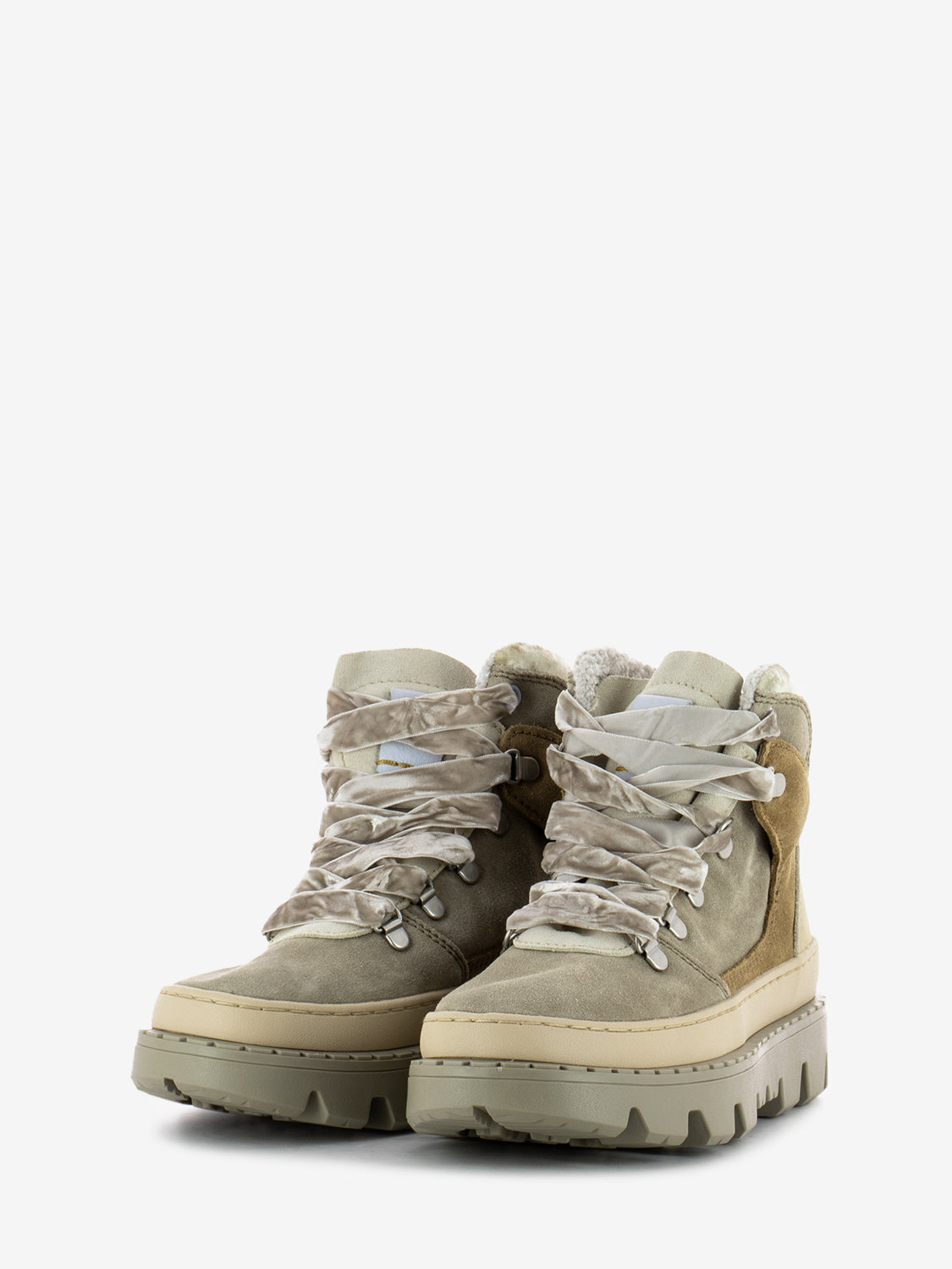 Unalome Hike Gravel