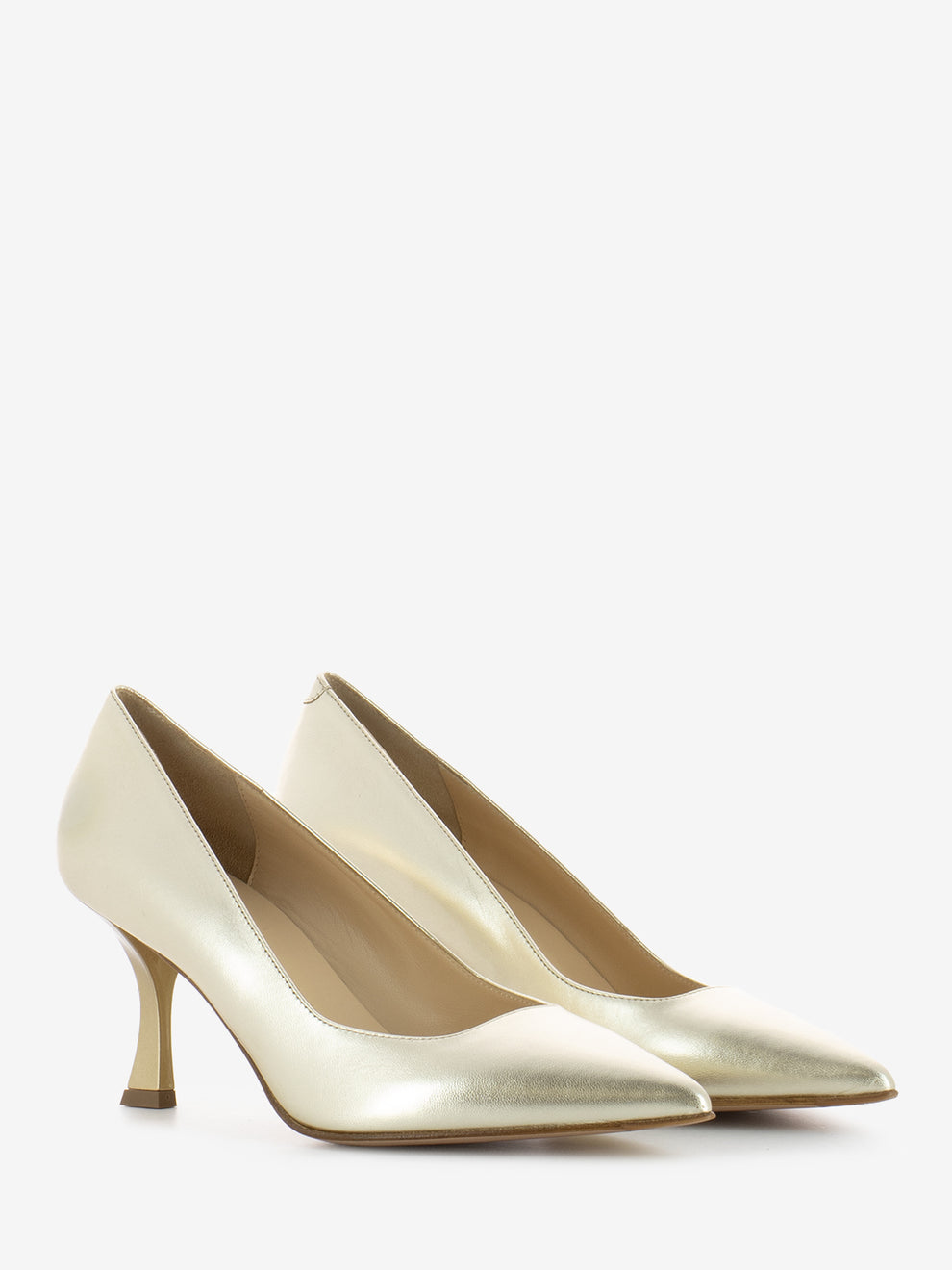 Julia décolleté in platinum laminated leather