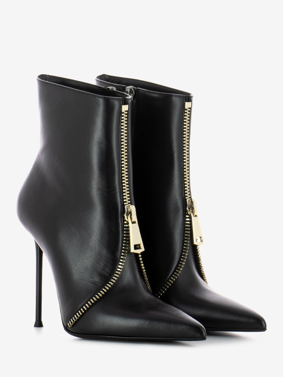 Luana ankle boots in leather with black zip