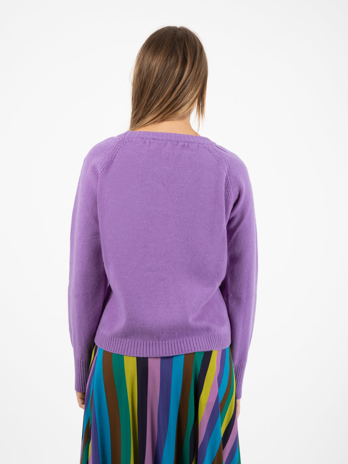 Maglione basic scollo rotondo viola