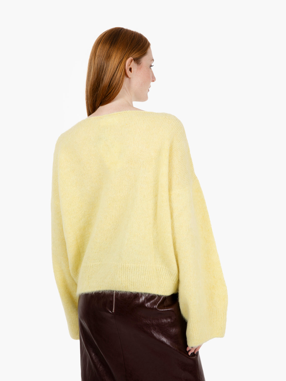 Maglione con scollo a barchetta pulcino