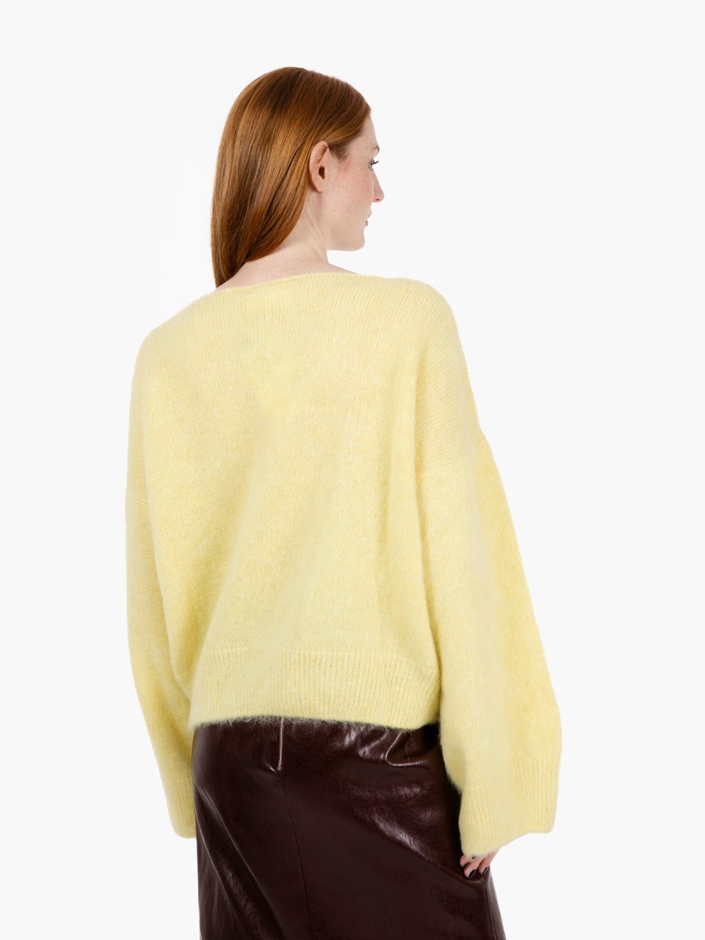 Maglione con scollo a barchetta pulcino