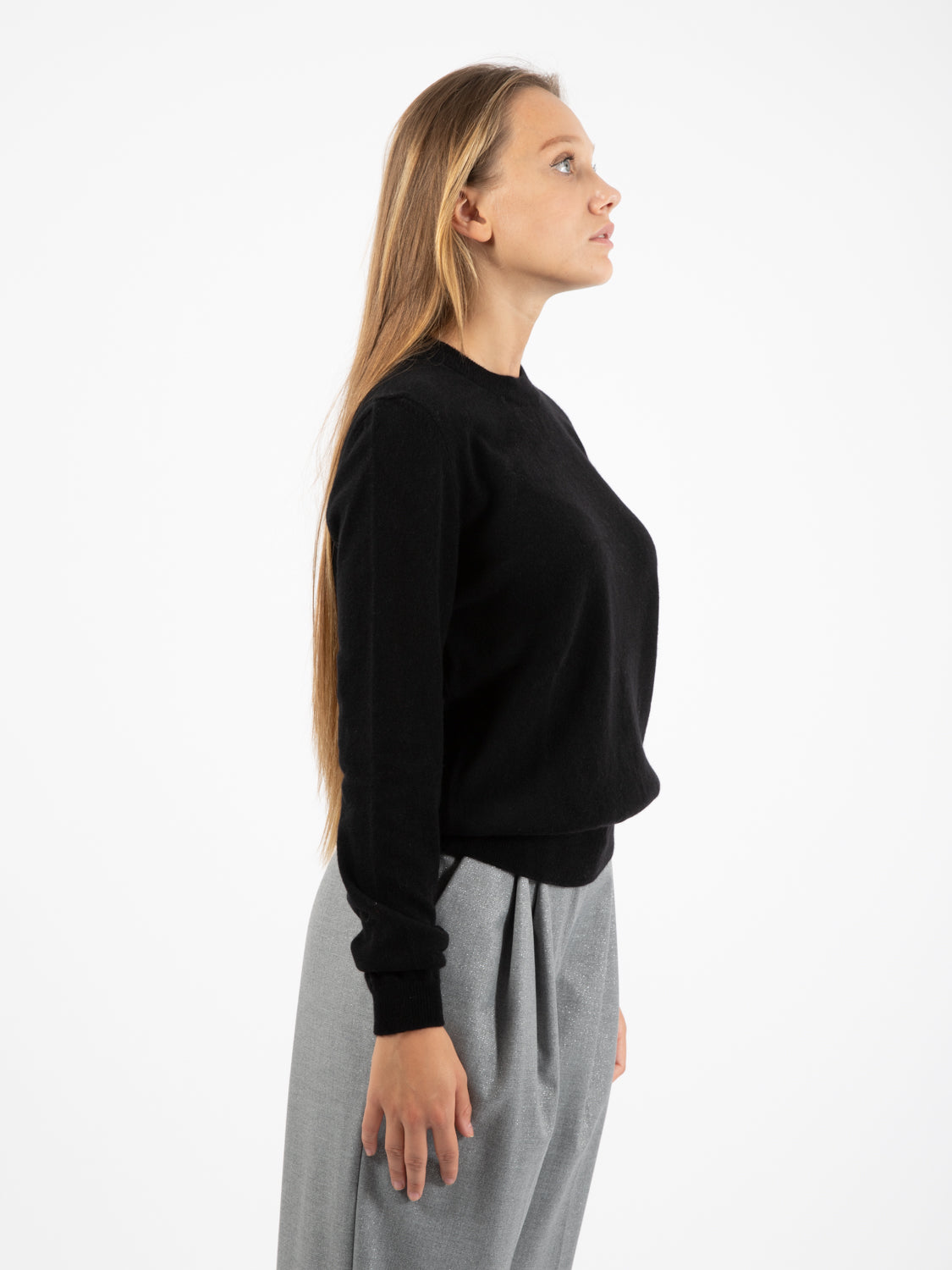 Maglione girocollo con bottoni nero