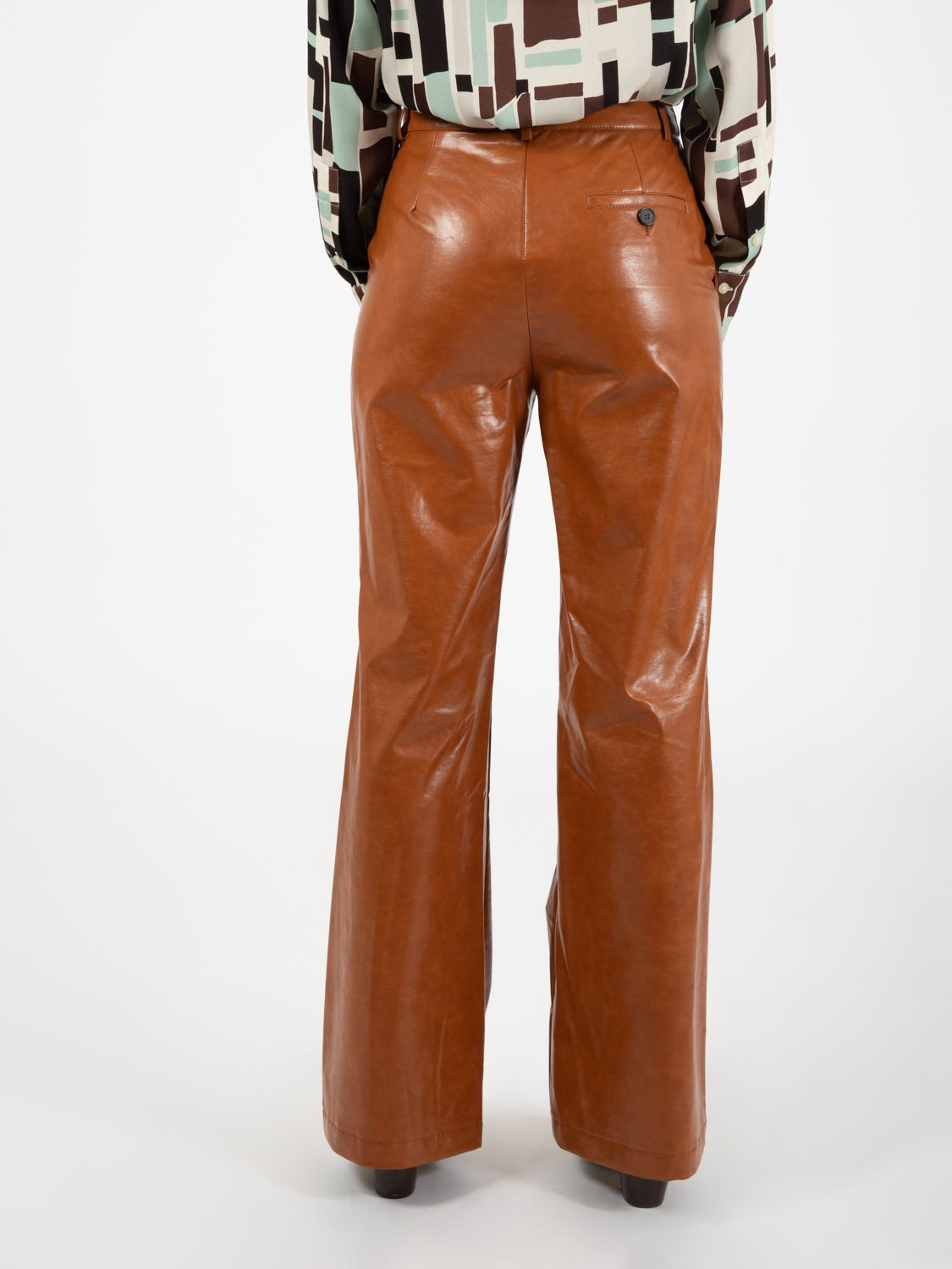 Pantaloni ecopelle caramello