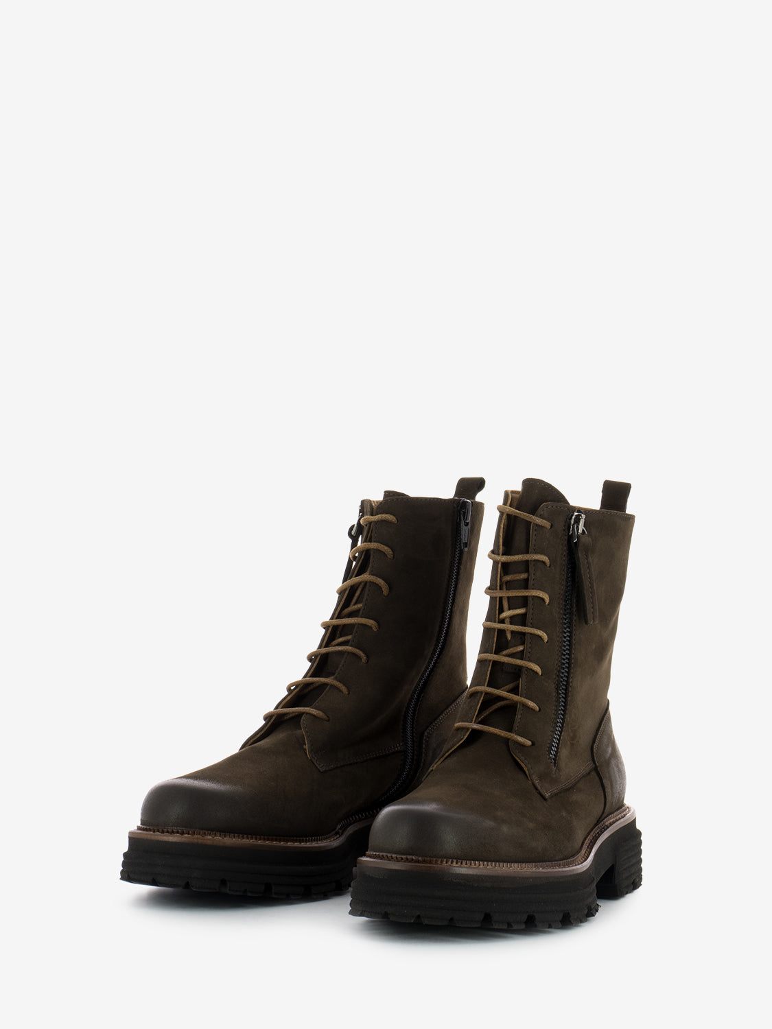 Nubuck ankle boots with high coffee sole