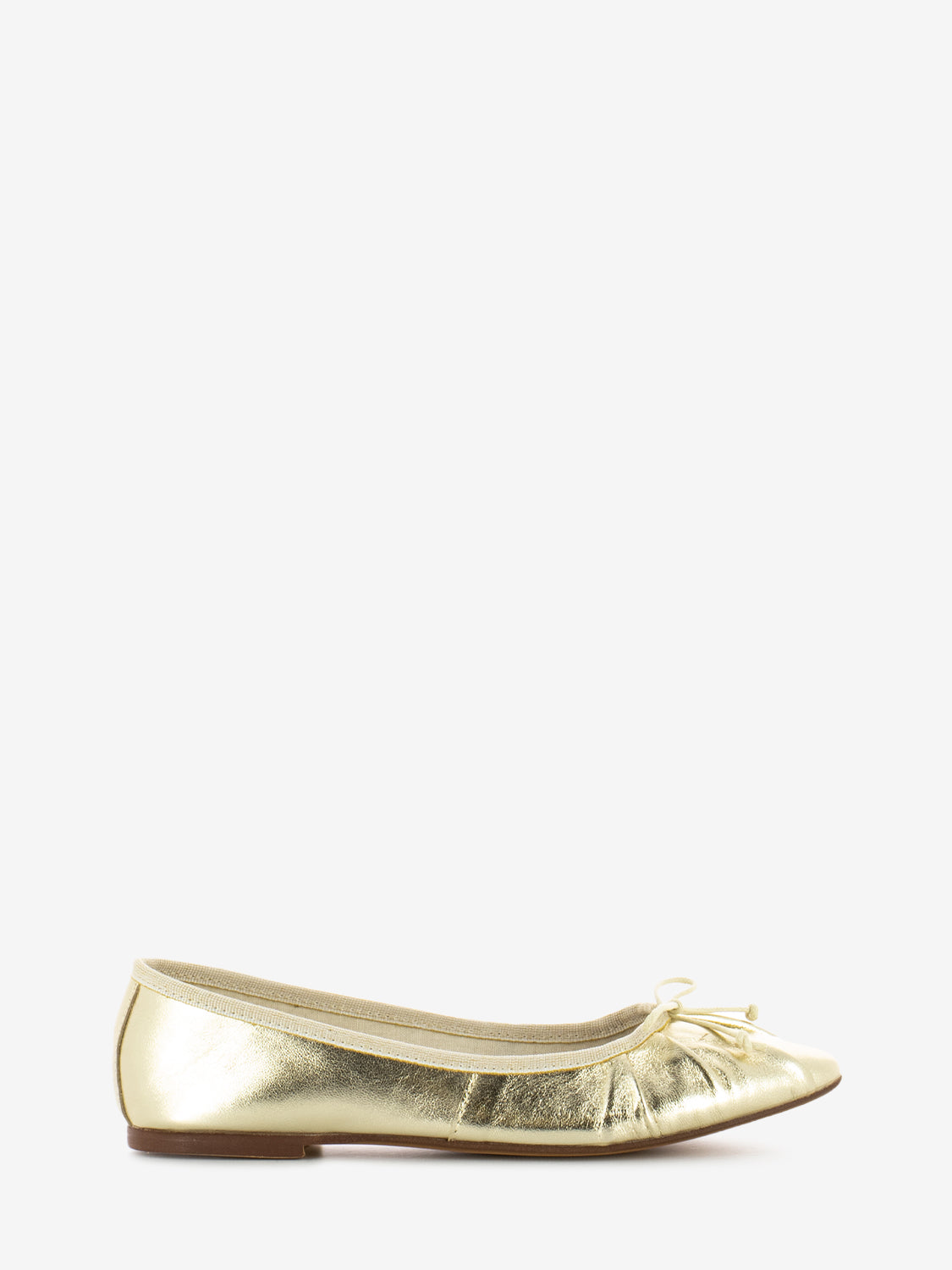Platinum laminated leather ballerina