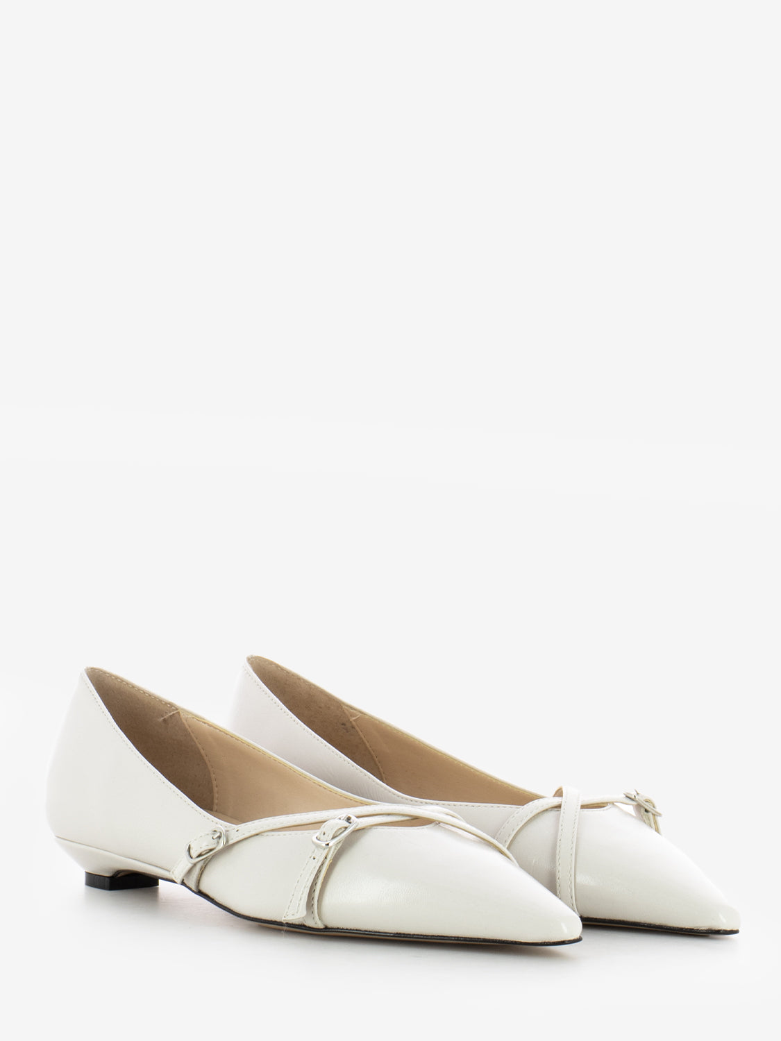 Ballerinas with stone woven straps