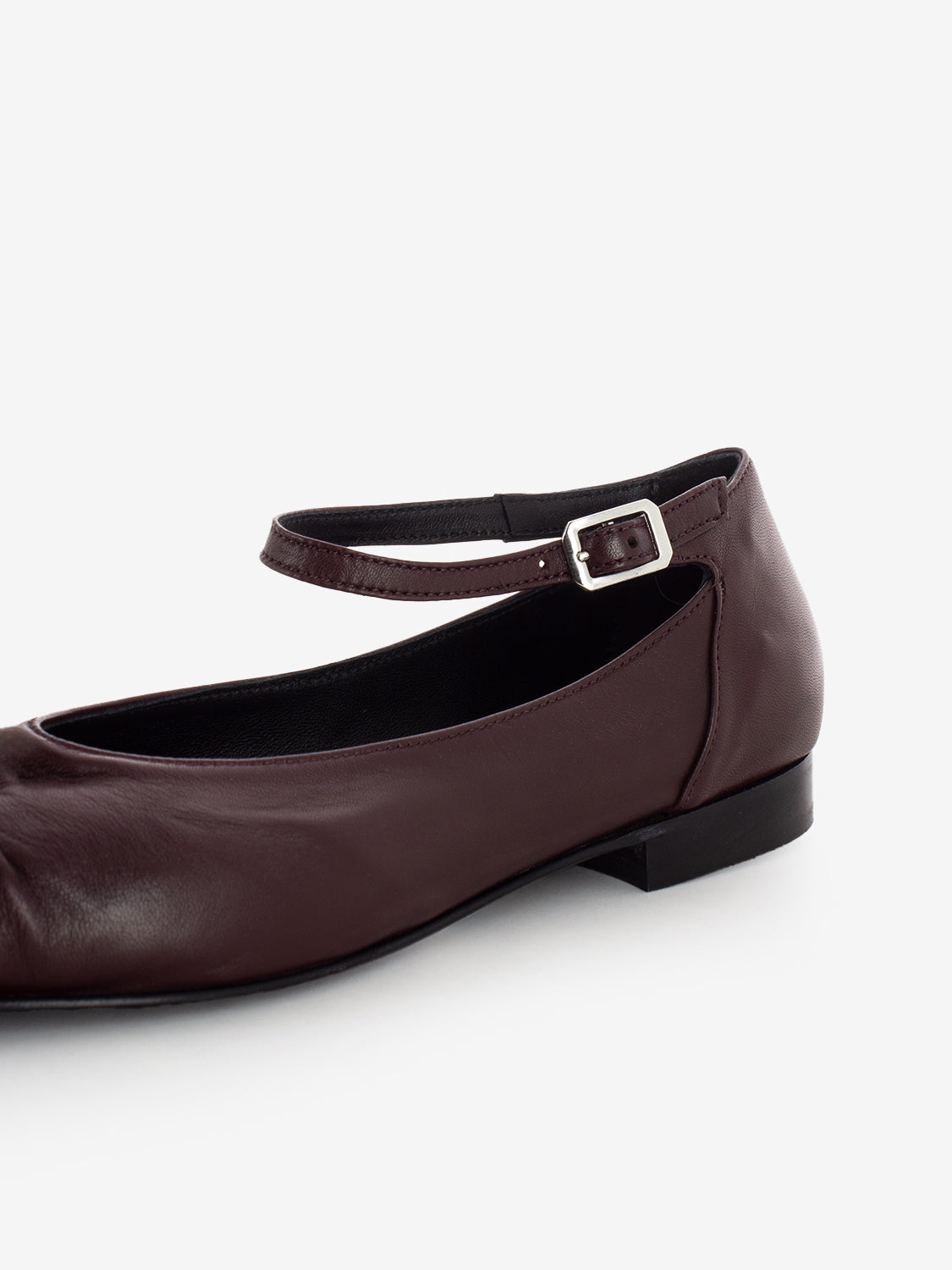 Burgundy tassel strap ballerinas